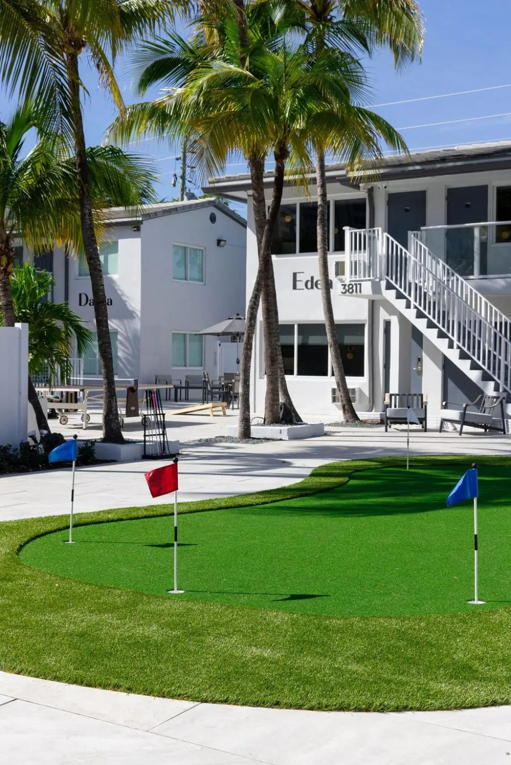 Minigolf in The Garden Hotel & Resort