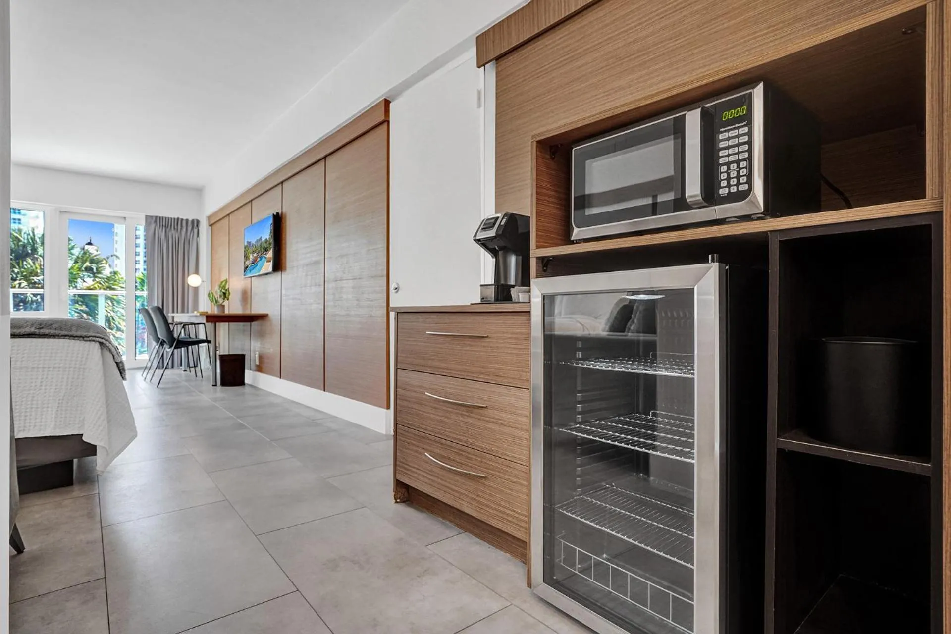 Coffee/tea facilities in The Garden Hotel & Resort