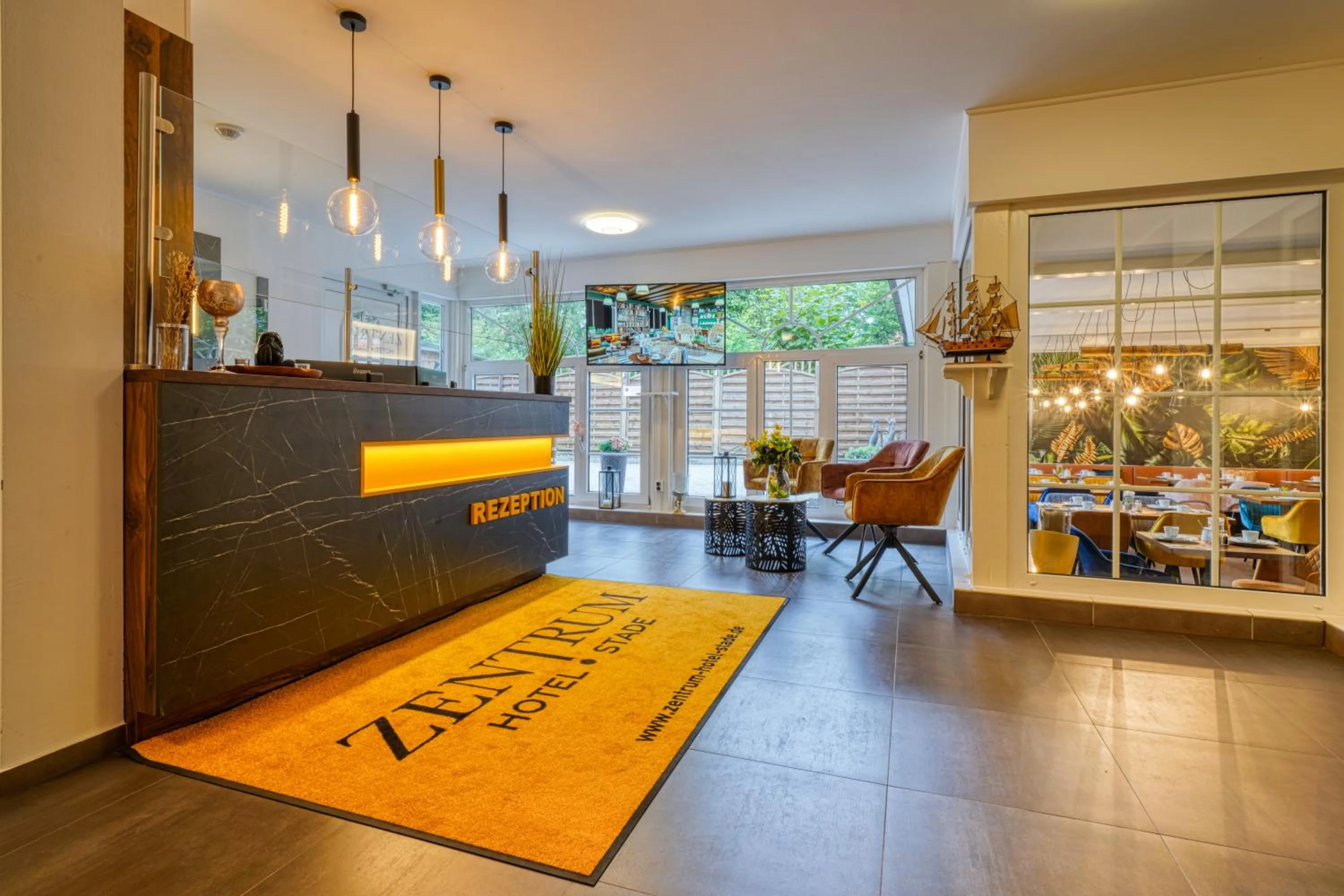 Lobby or reception in Zentrum Hotel Stade