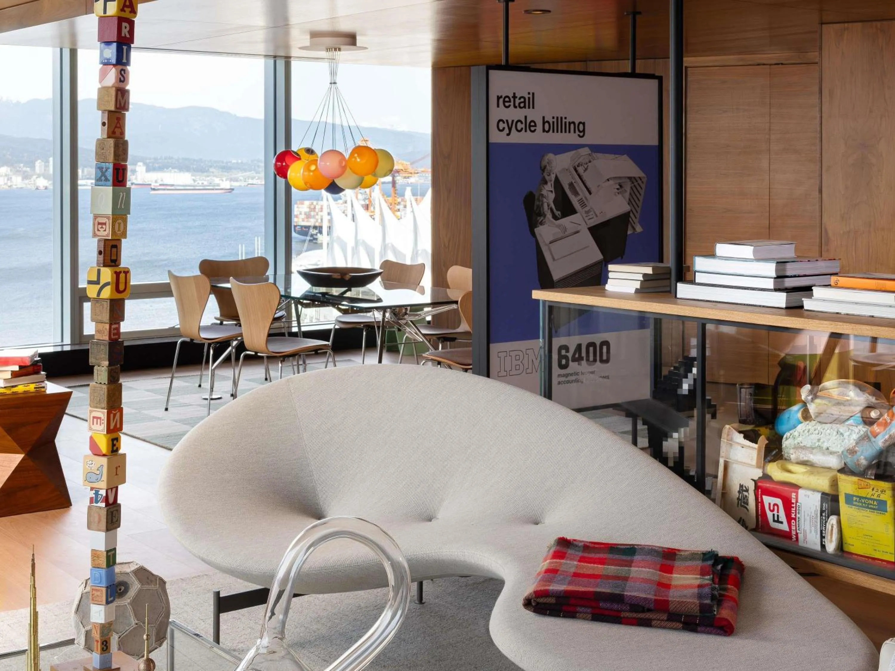 Bedroom in Fairmont Pacific Rim