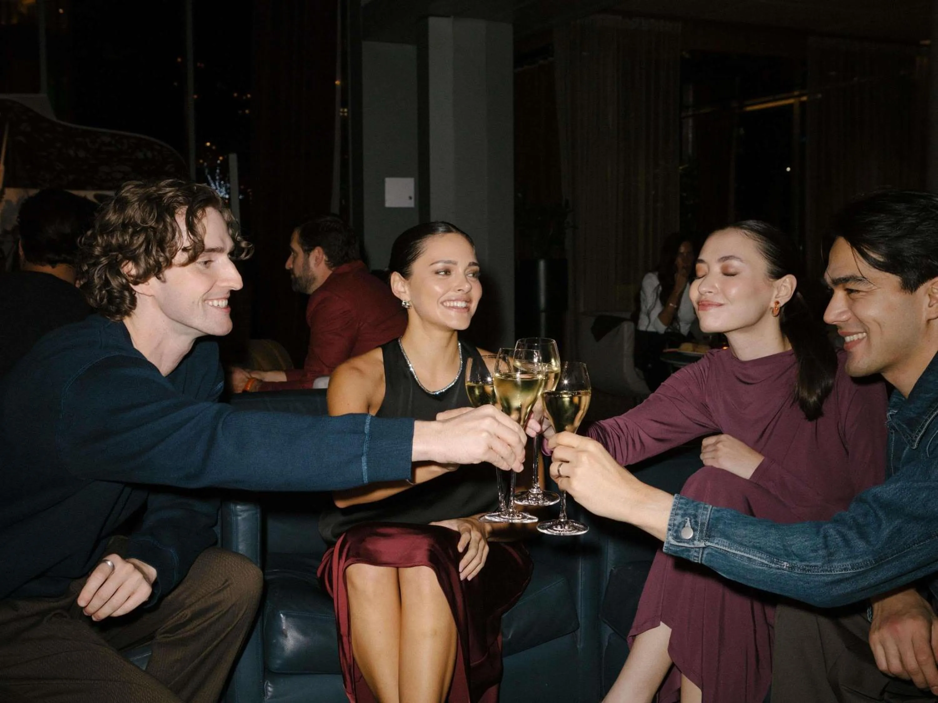 Lounge or bar in Fairmont Pacific Rim