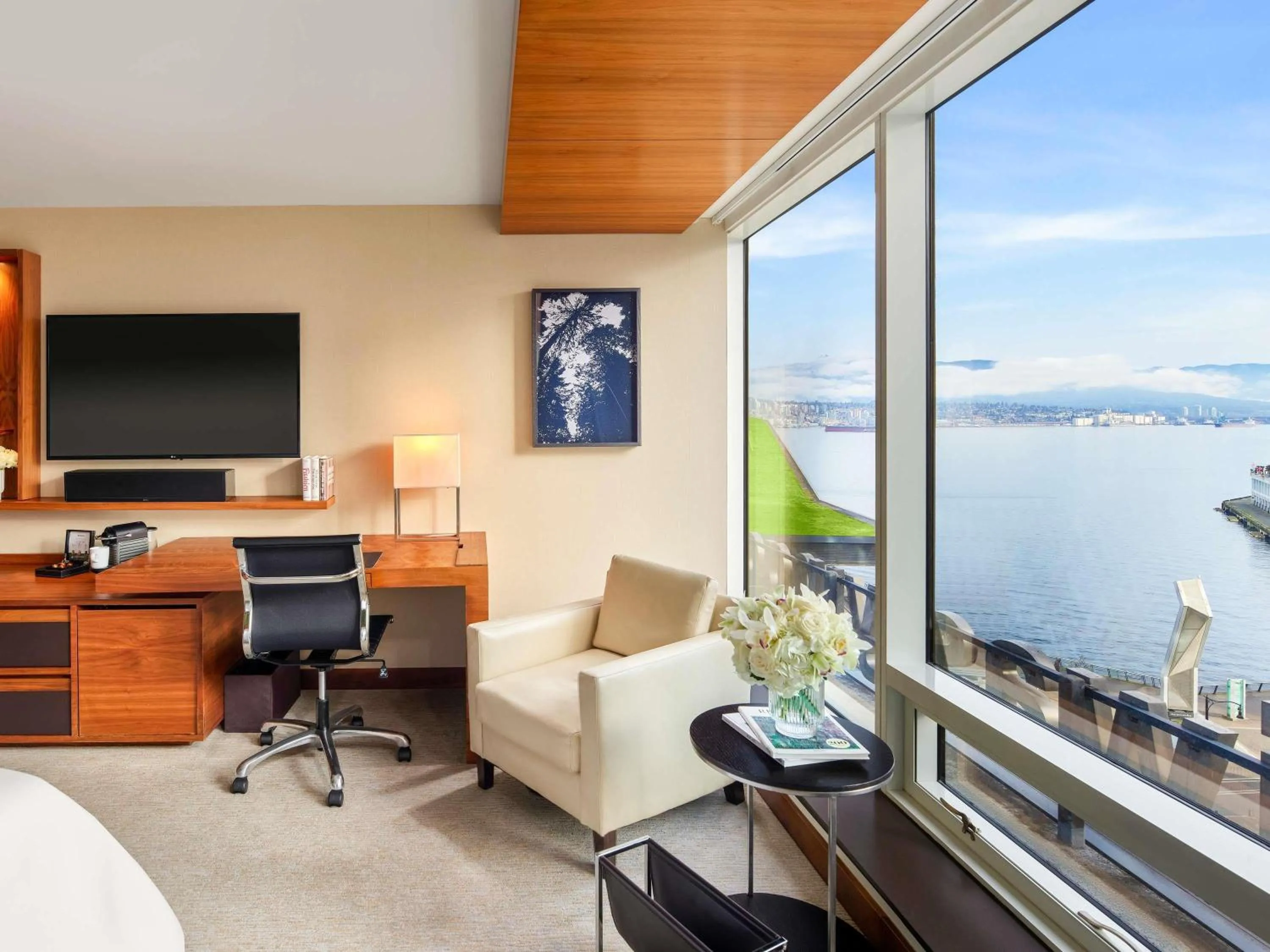 Bedroom in Fairmont Pacific Rim