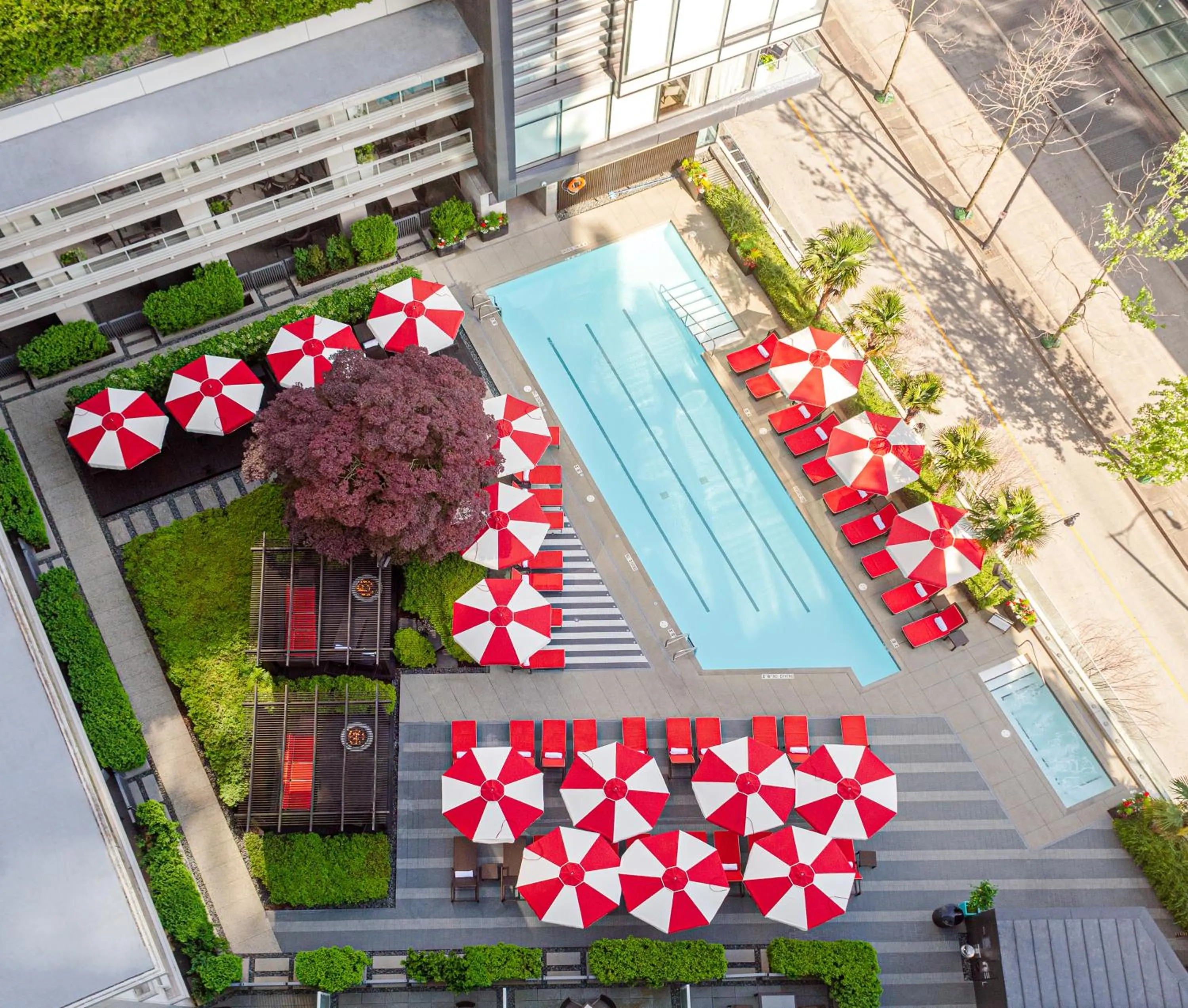 Pool view in Fairmont Pacific Rim