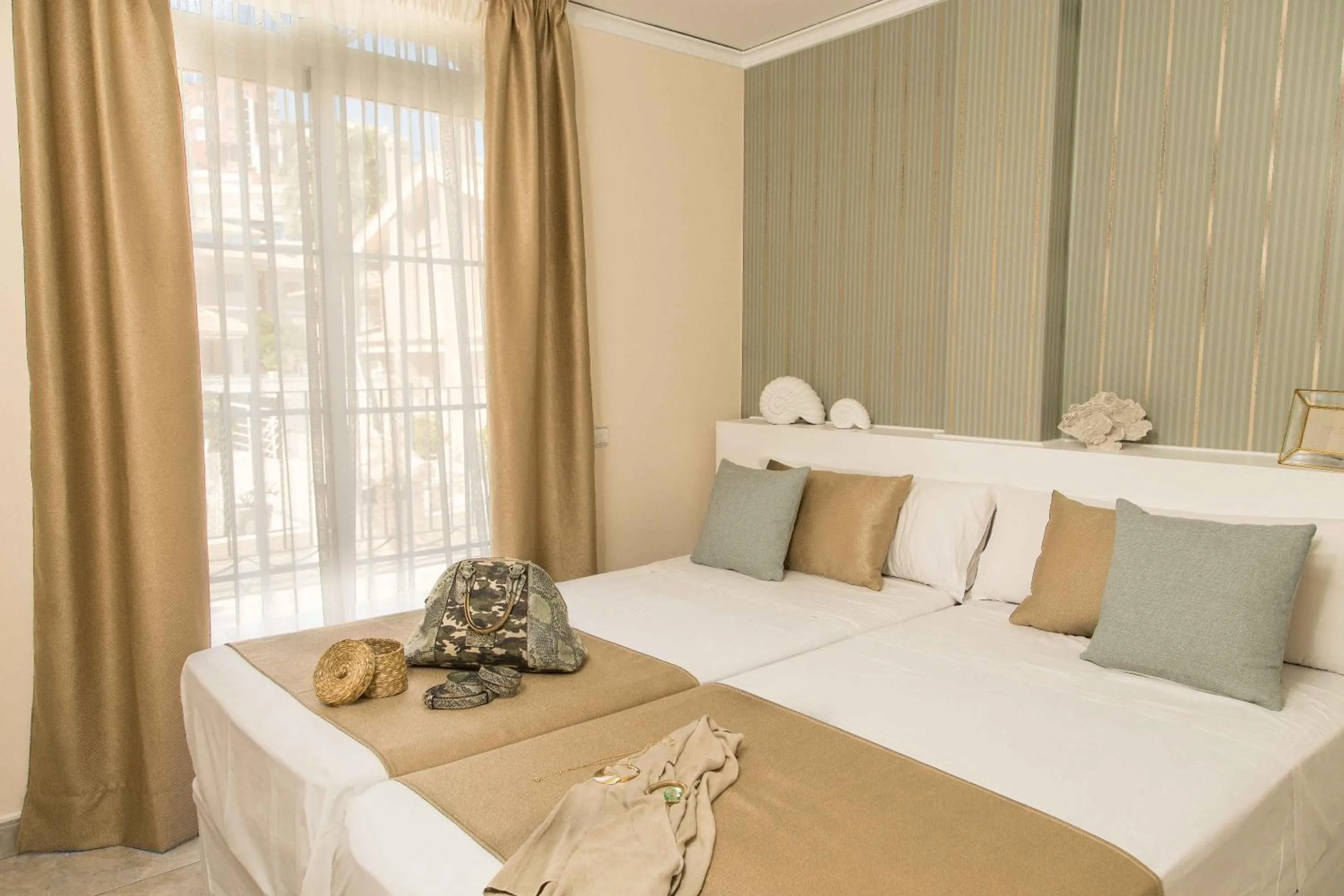 Bed in MD Villa Cullera Cap Blanc