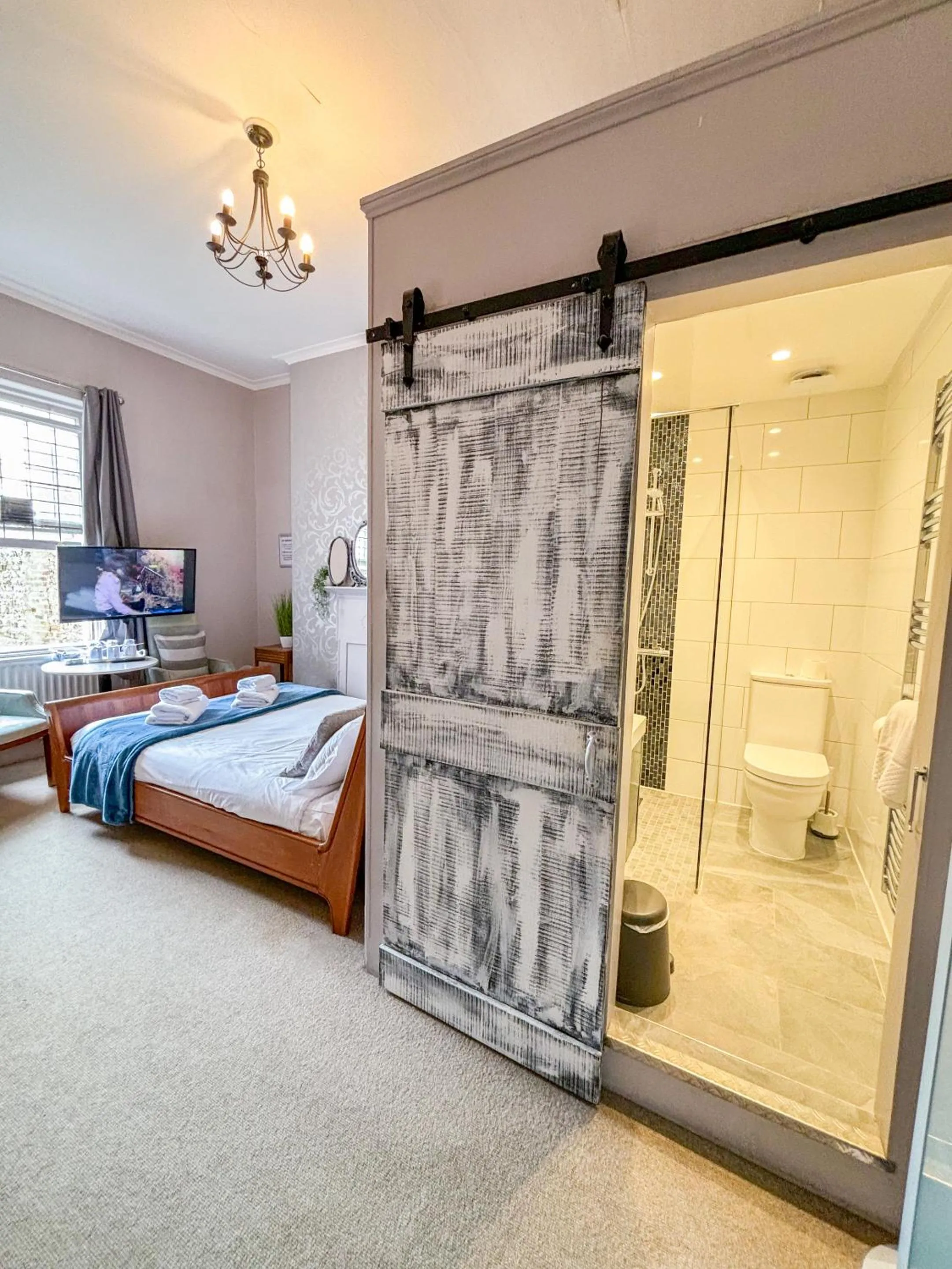 Bedroom, Bed in X Hotel Brunswick Square