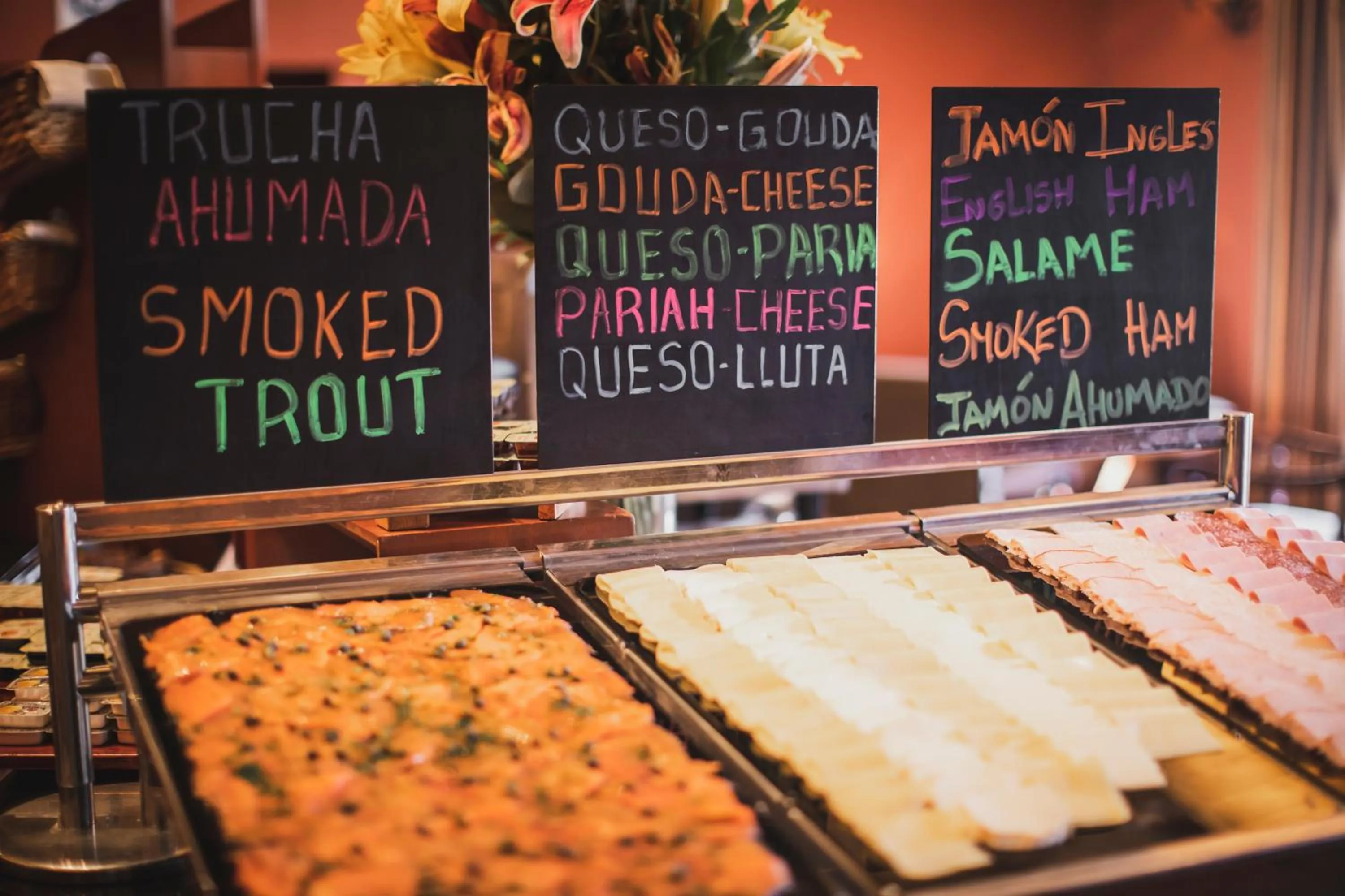 Buffet breakfast in Wyndham Costa del Sol Arequipa