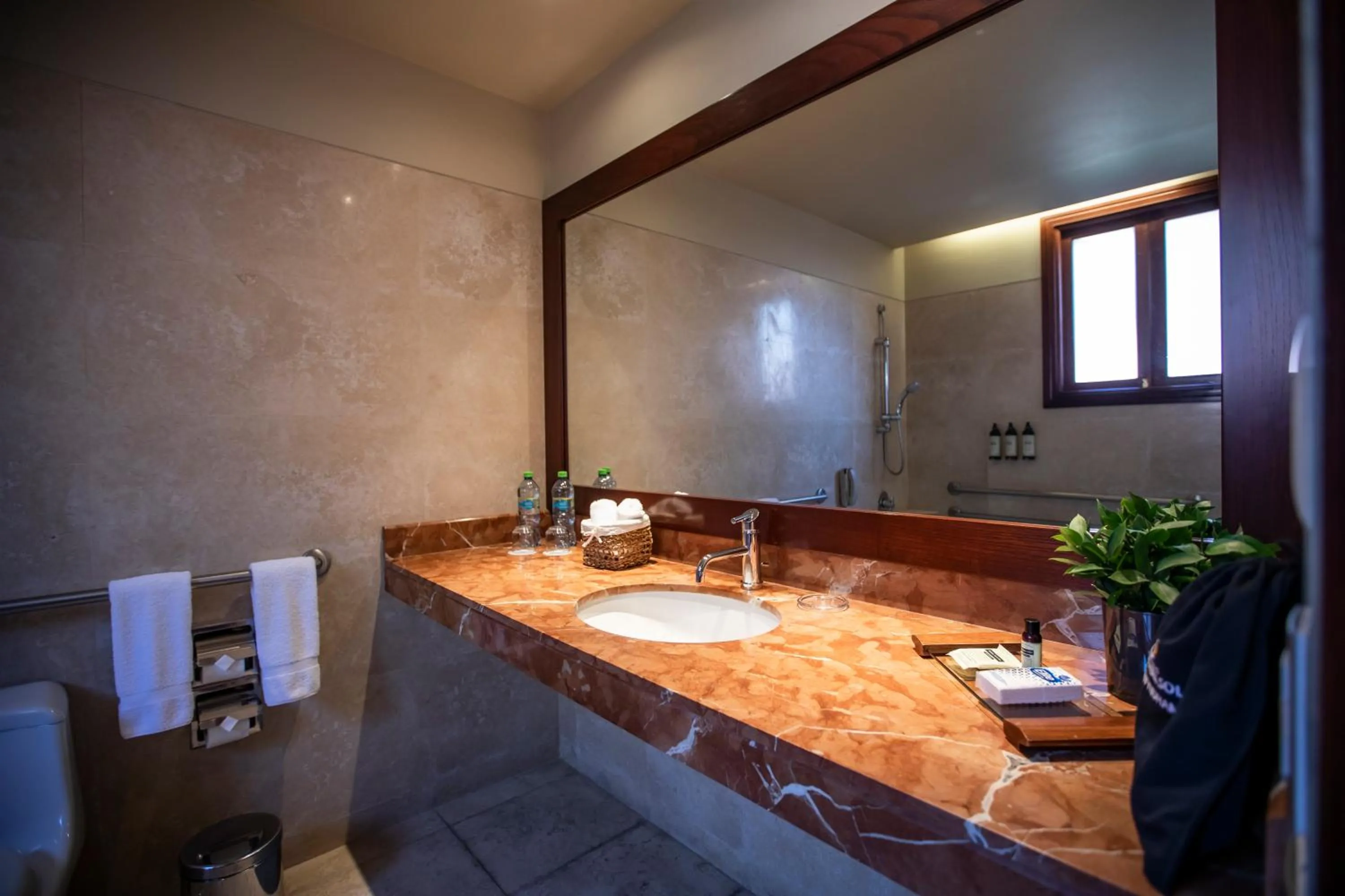 Bathroom in Wyndham Costa del Sol Arequipa