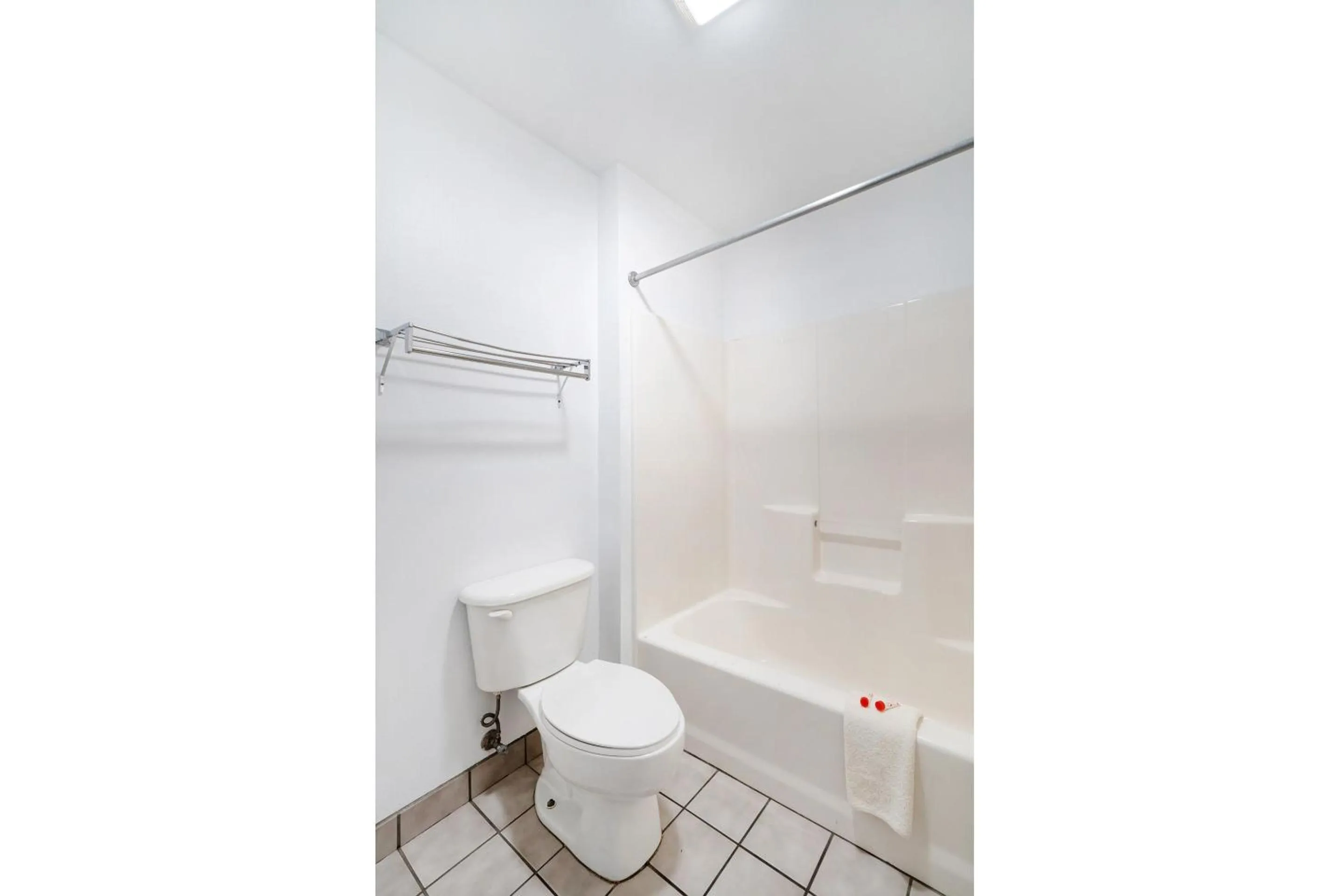 Bathroom in OYO Hotel San Antonio near AT&T Center