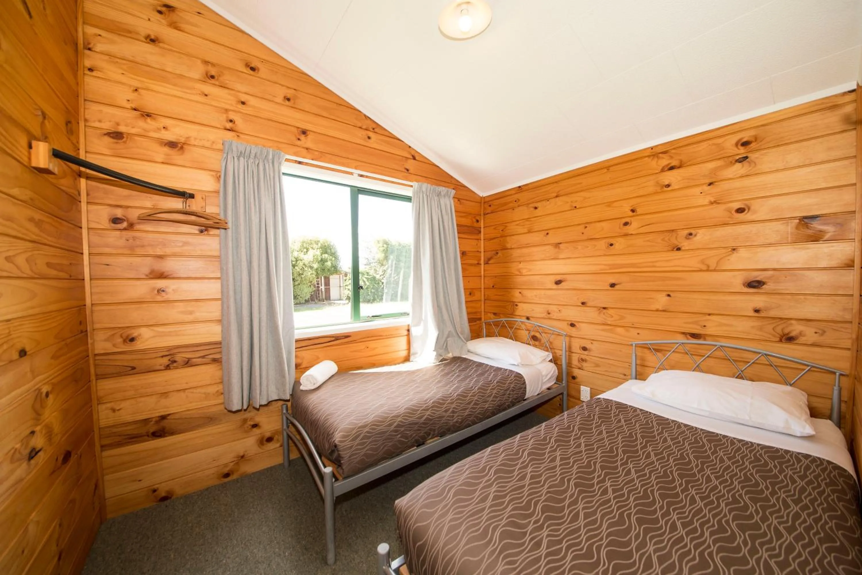 Bedroom, Bed in The Clive Hideaway