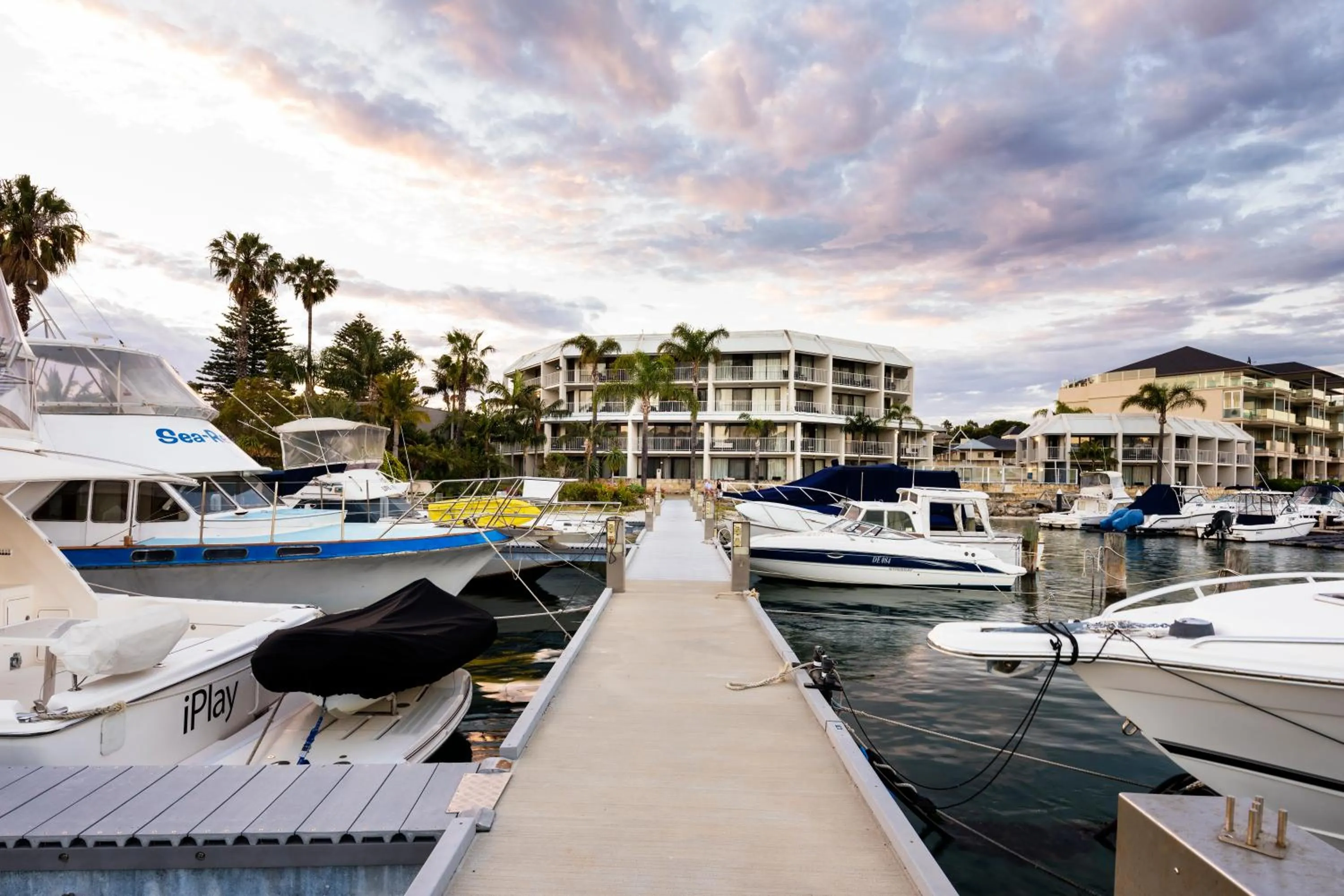 Facade/entrance in Pier 21 Riverside Apartment Hotel