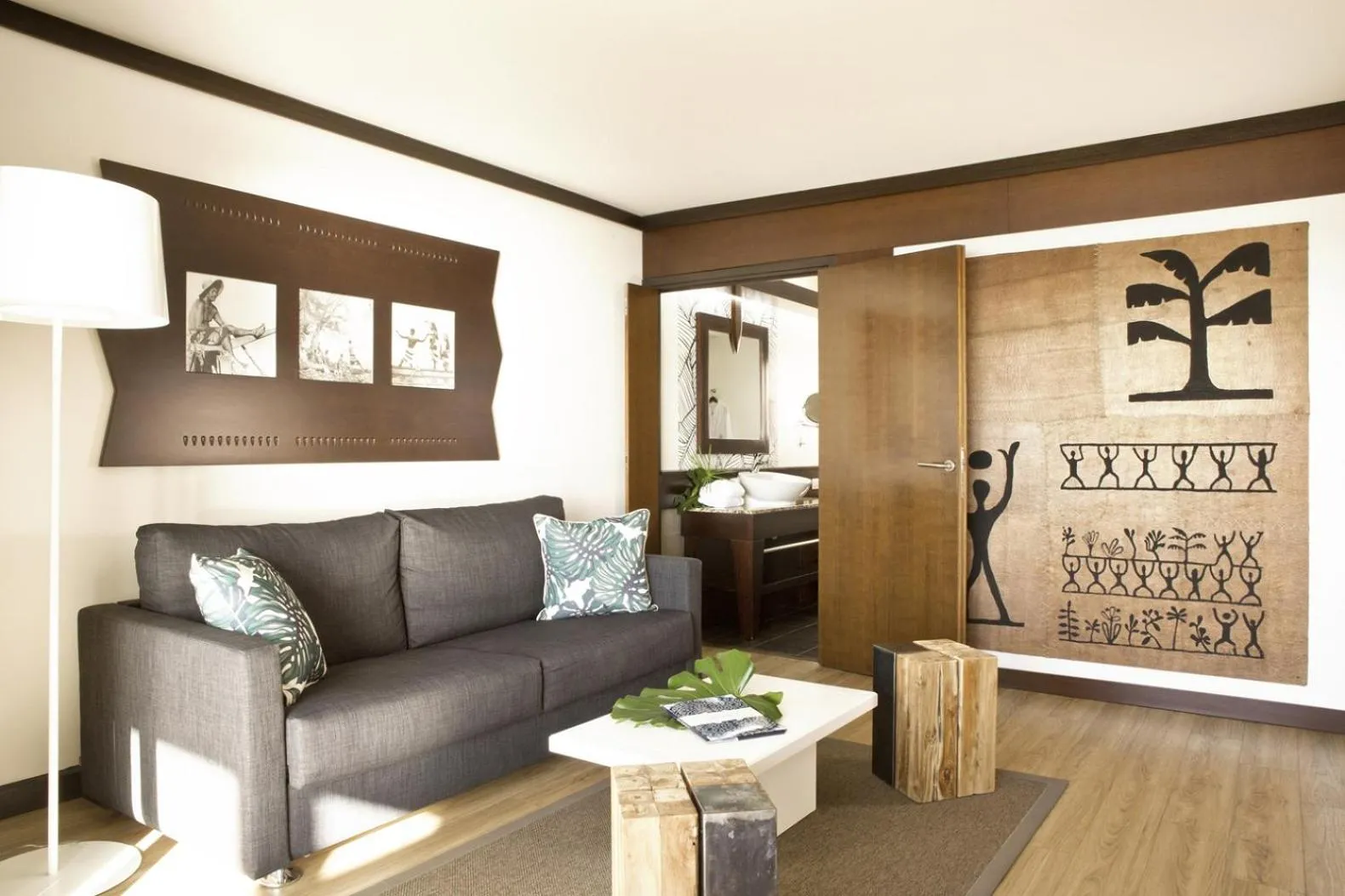 Living room in Le Tahiti by Pearl Resorts