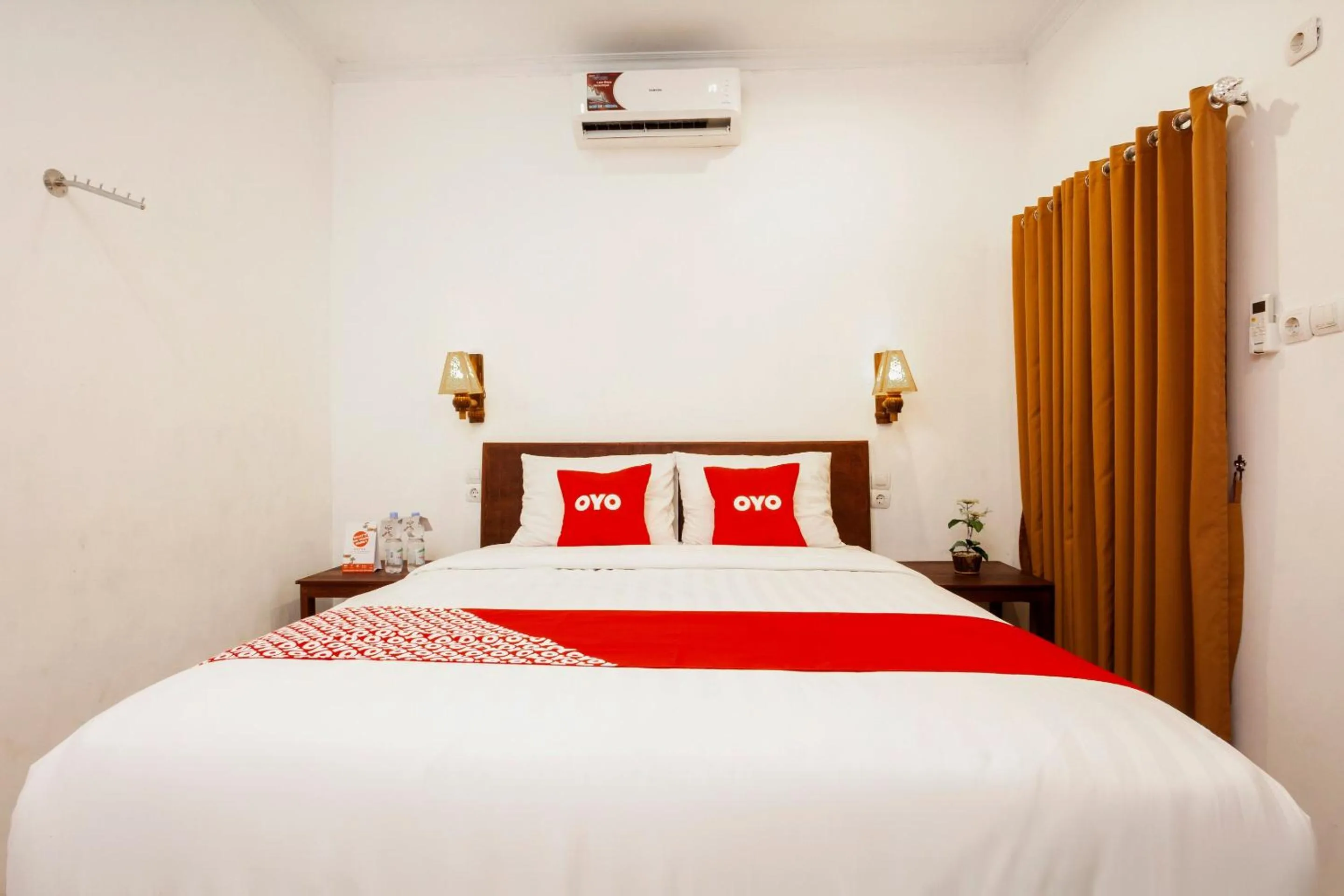 Bedroom in Hotel O Abhaya Mudra Homestay