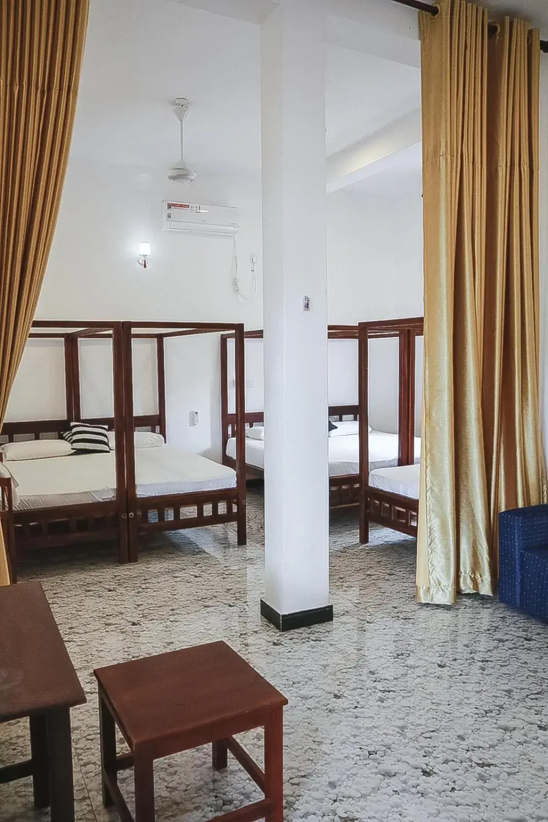 Family Room with Bathroom in Sunset View Beach Hotel Family Room with Bathroom in Sunset View Beach Hotel