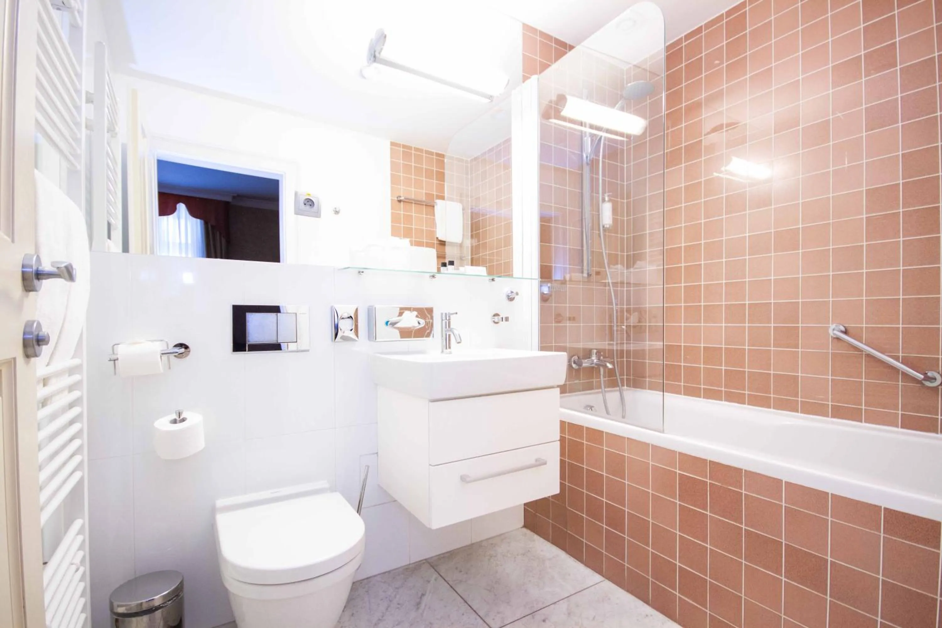 SKARITZ Hotel & Residence