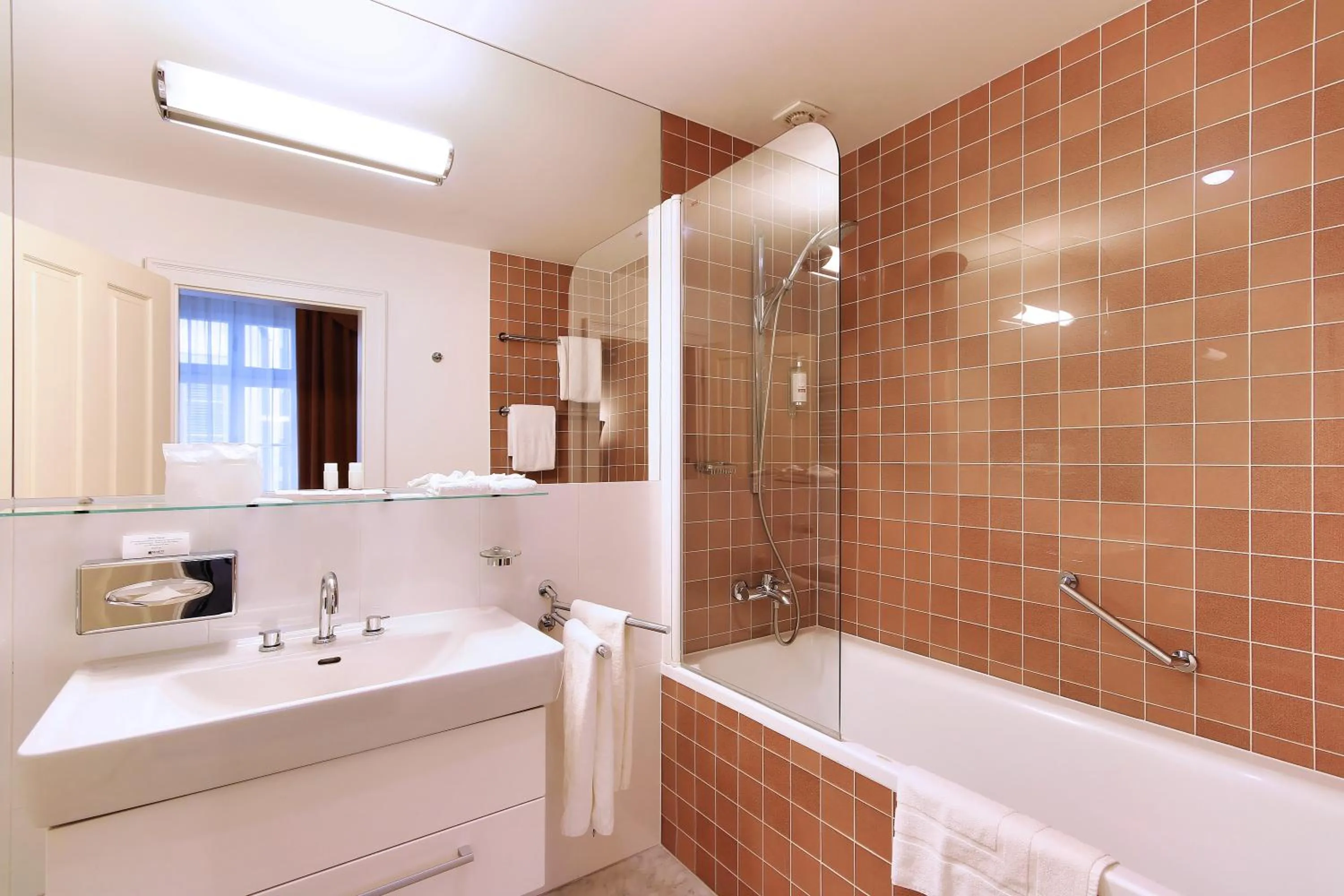 SKARITZ Hotel & Residence