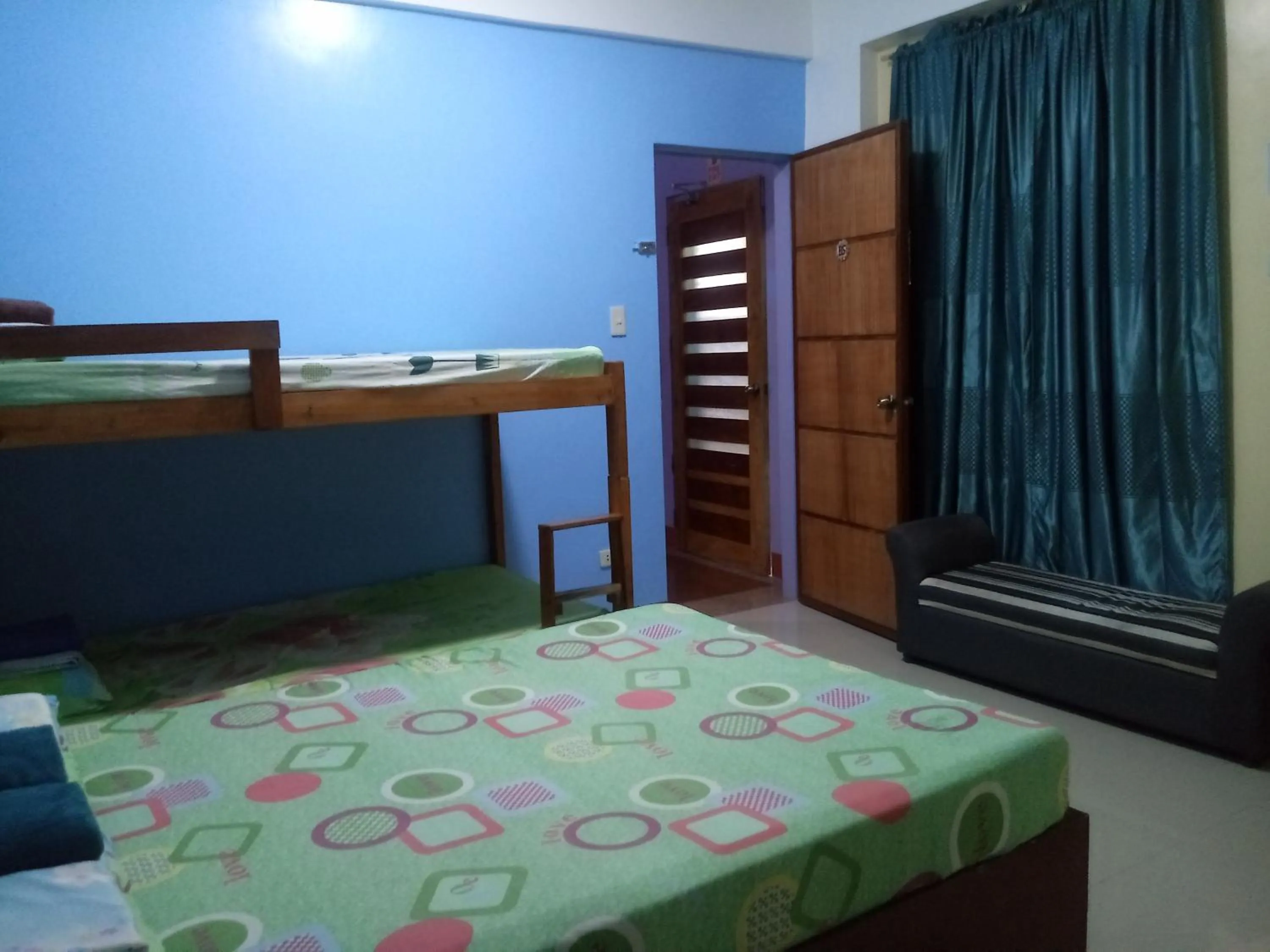 Bed in Mayon Lodging House