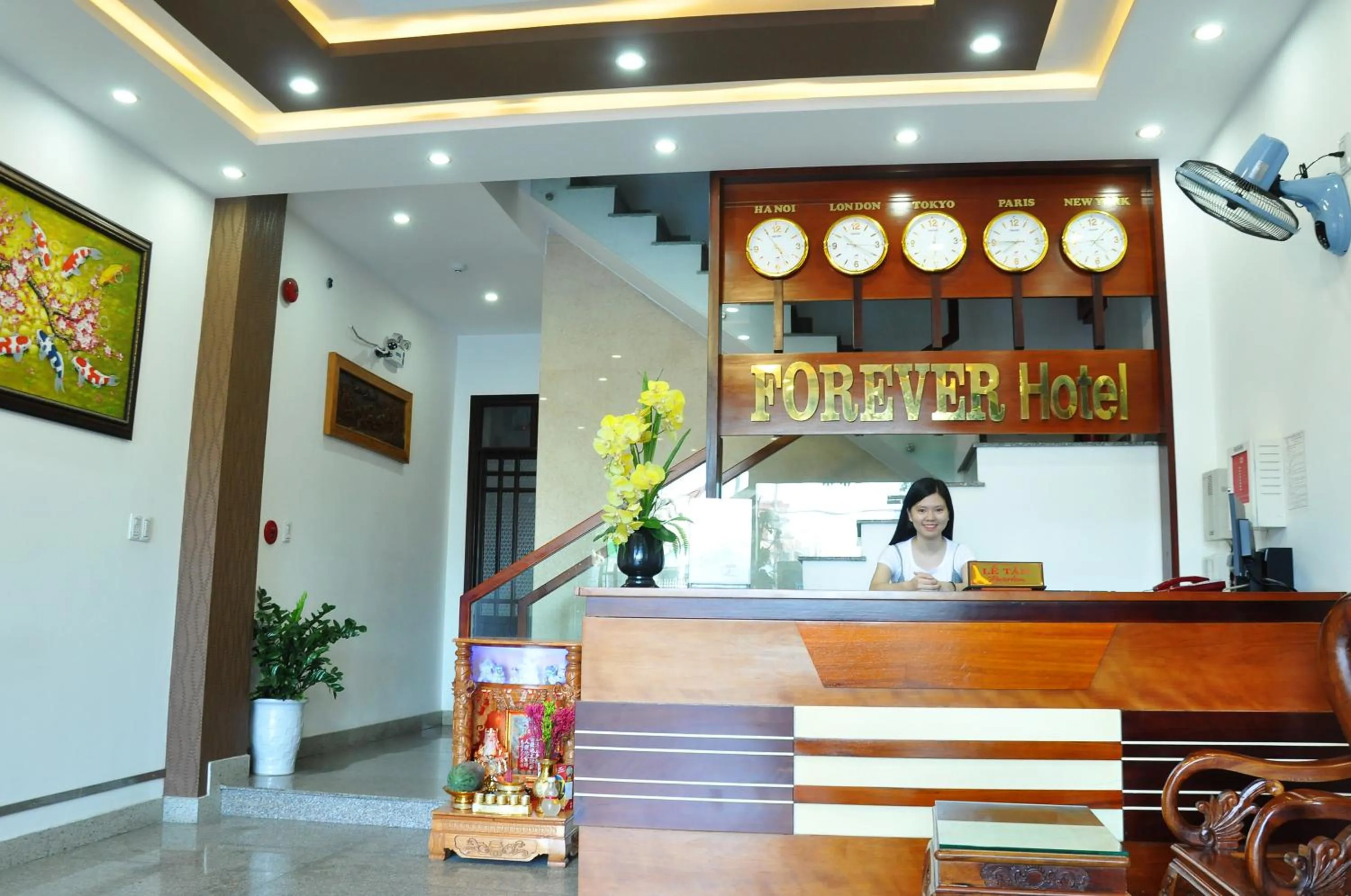 Lobby or reception in Forever Hotel