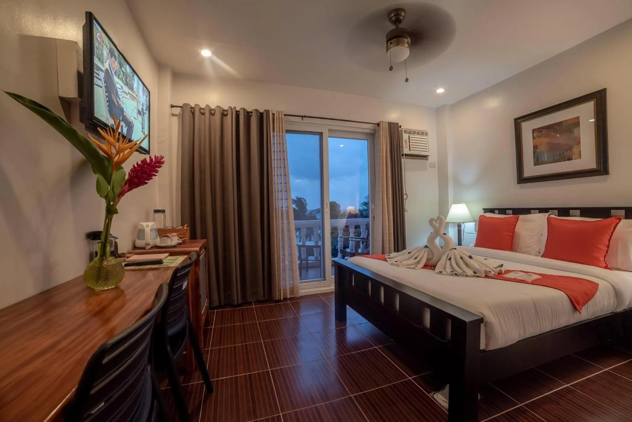 Bed in Amboy Hometel