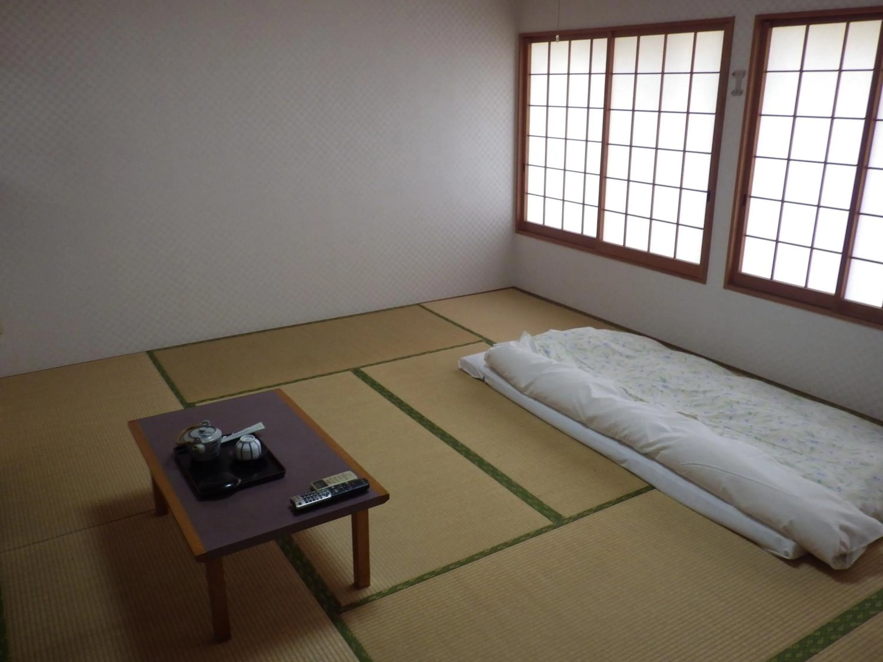 Photo of the whole room, Bed in Uokagi Ryokan