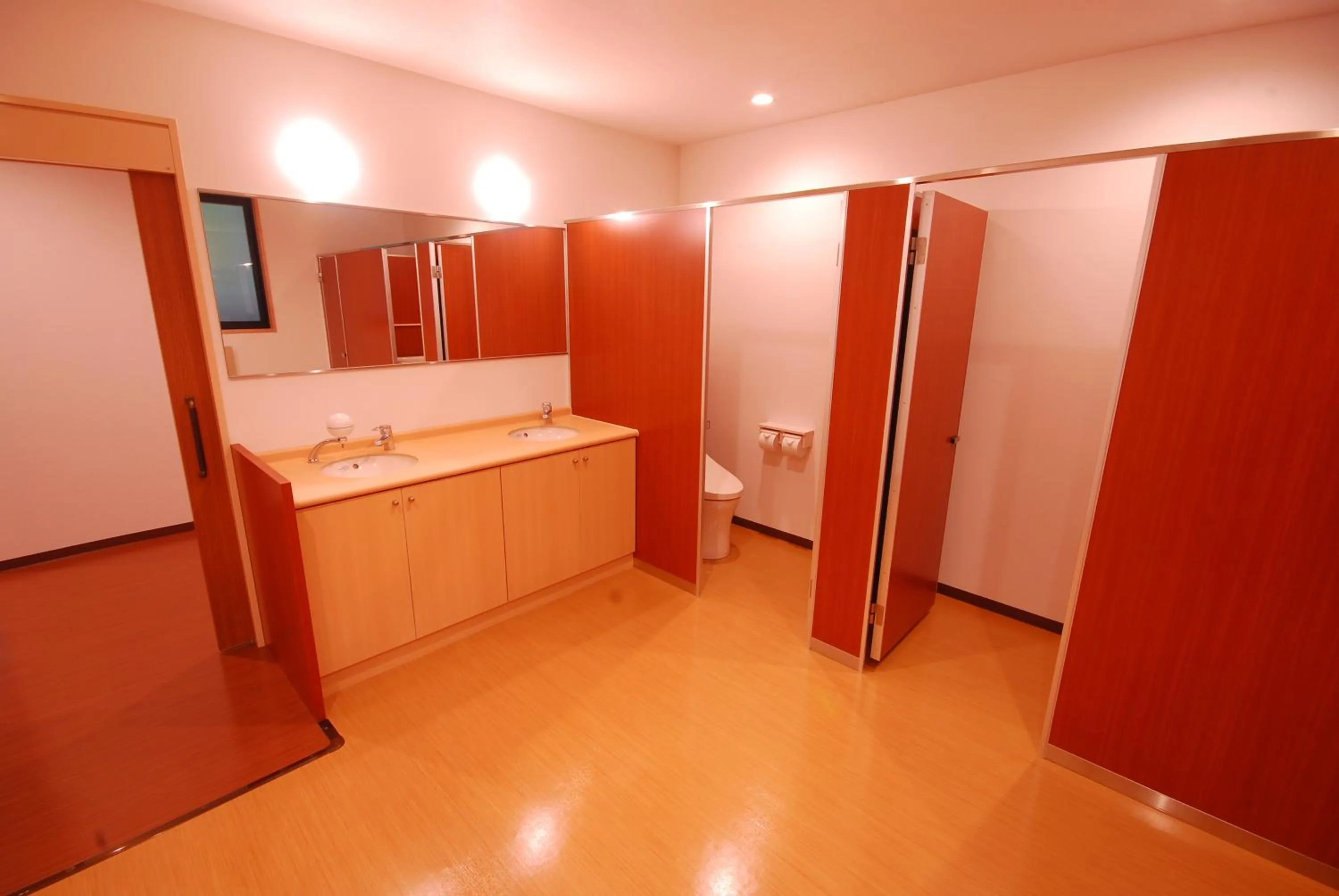 Toilet in 高野山 宿坊 増福院 -Koyasan Shukubo Zofukuin-