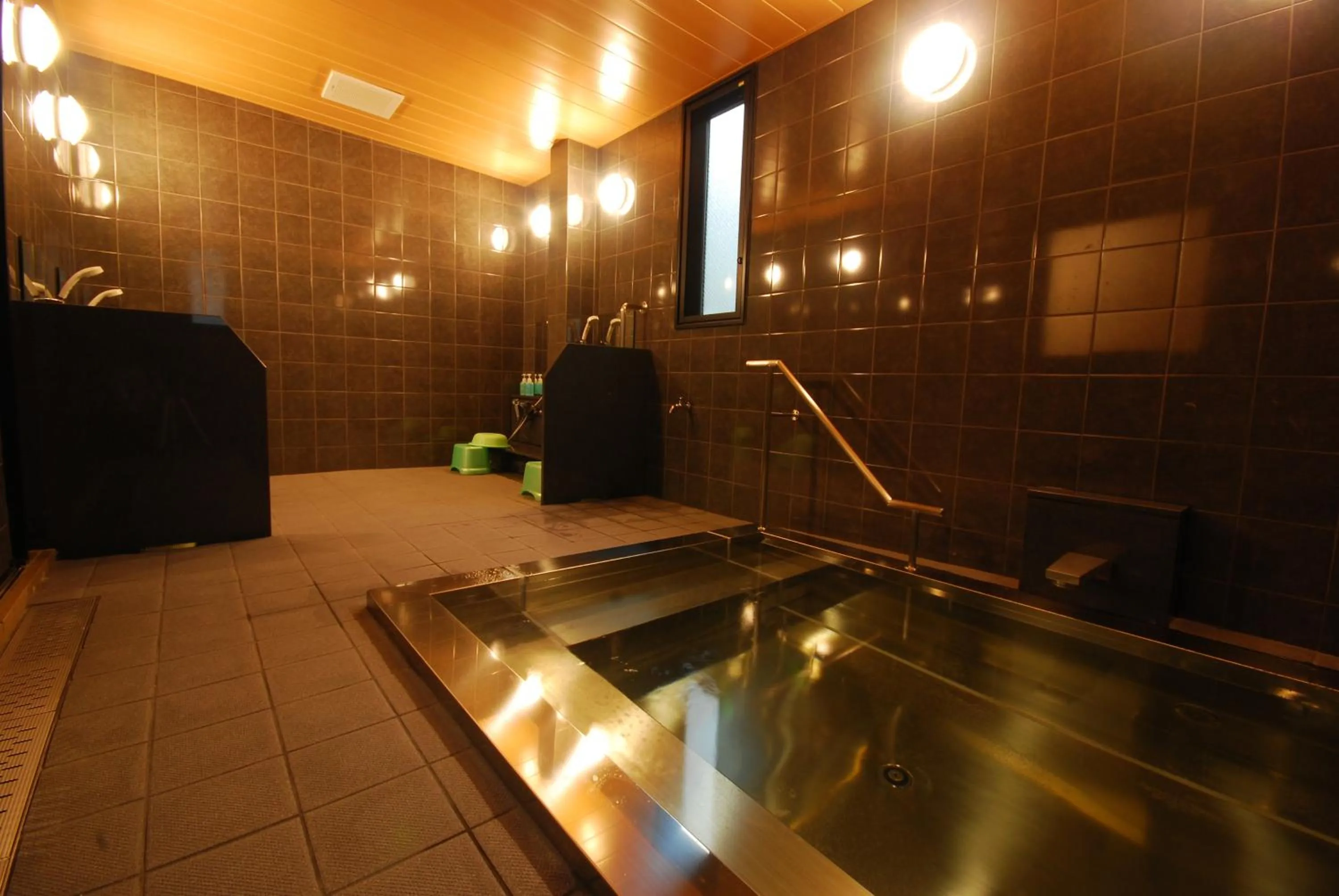 Public Bath in 高野山 宿坊 増福院 -Koyasan Shukubo Zofukuin-