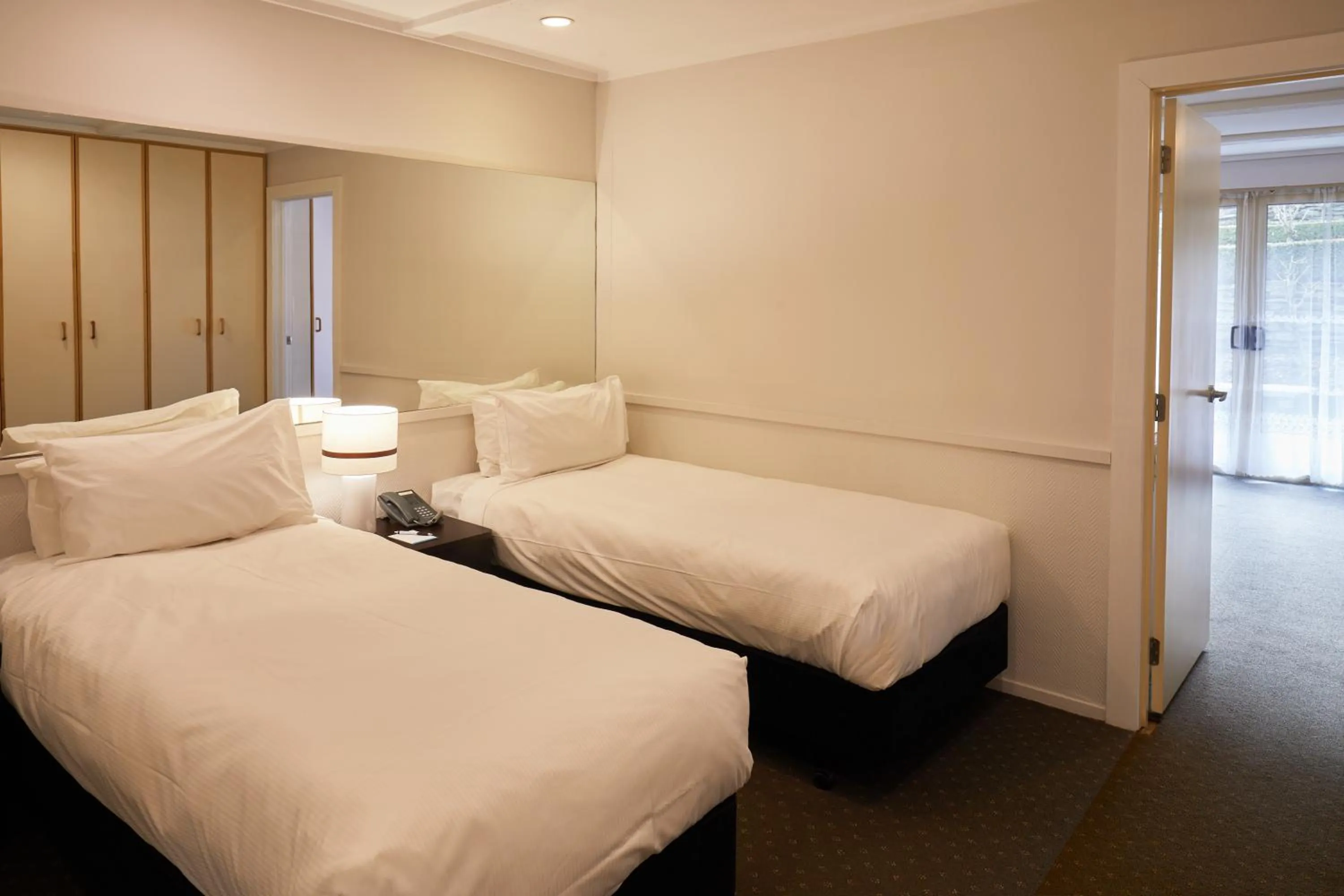 Bedroom in Nugget Point Hotel