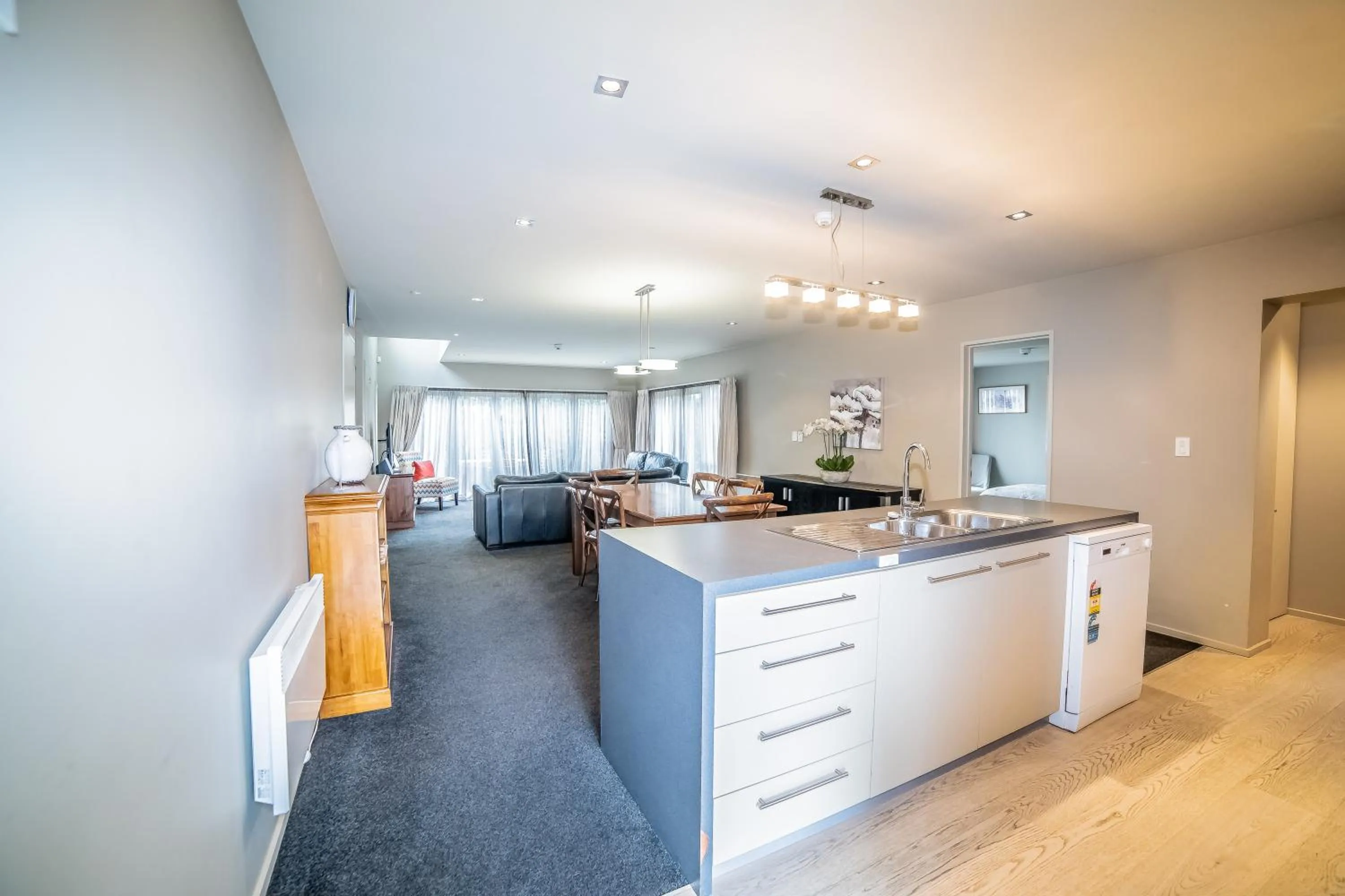 Kitchen or kitchenette in Airport Christchurch Motel