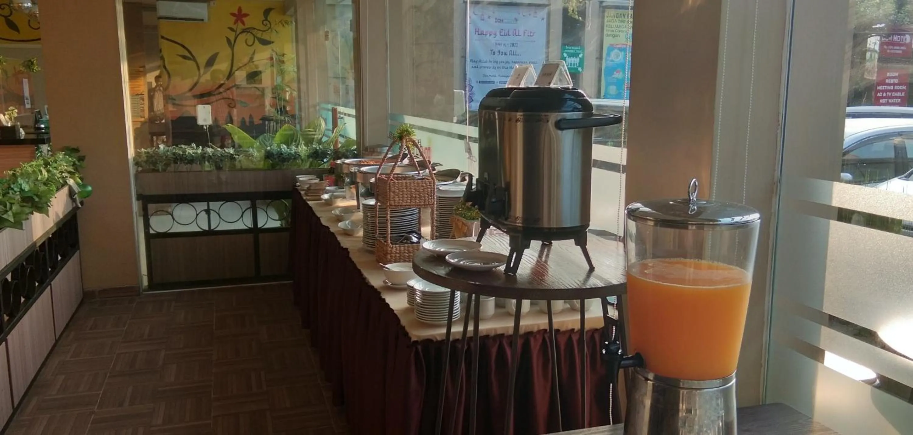 Restaurant/places to eat in DOM Hotel Jogja