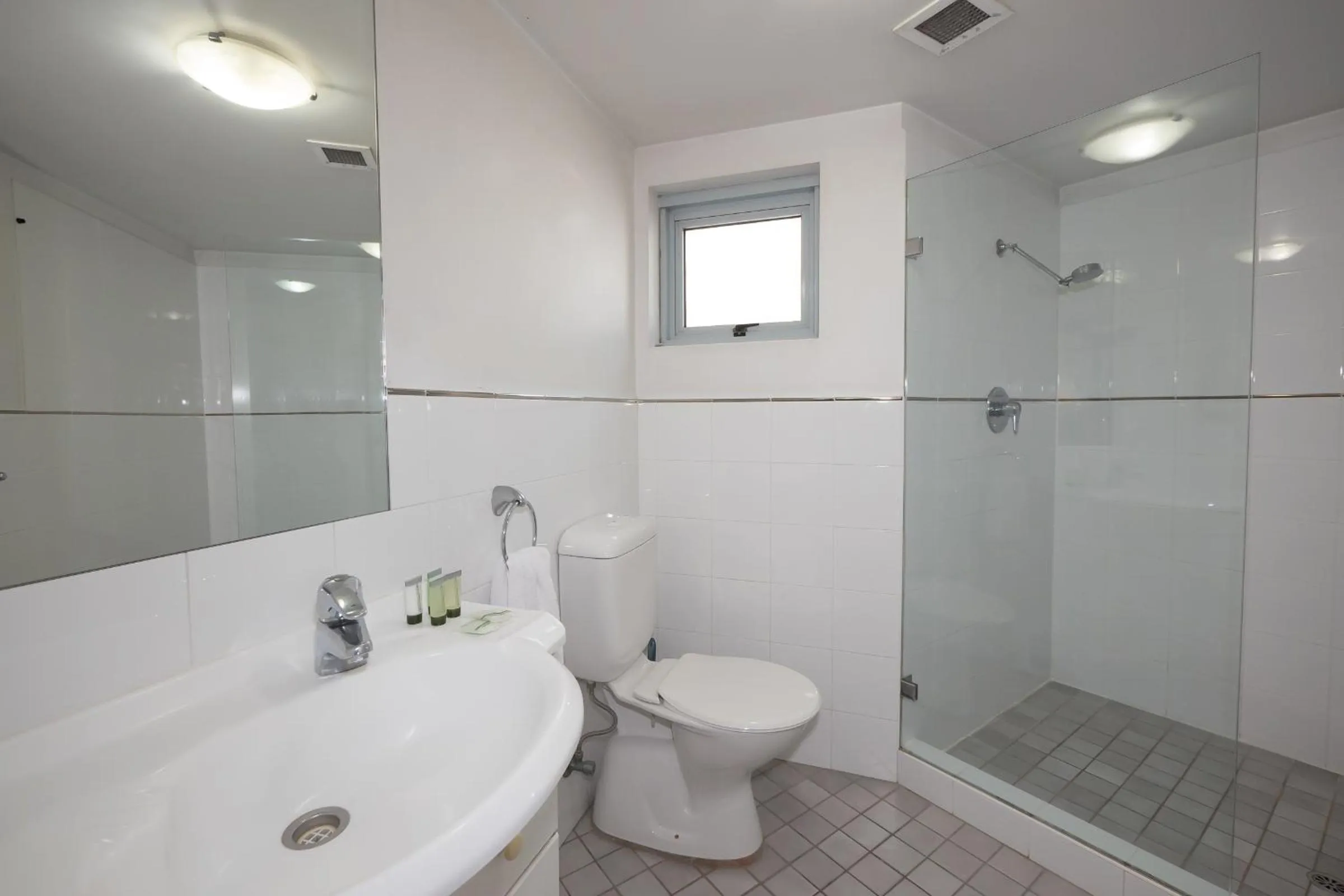 Bathroom in Napoleon On Kent