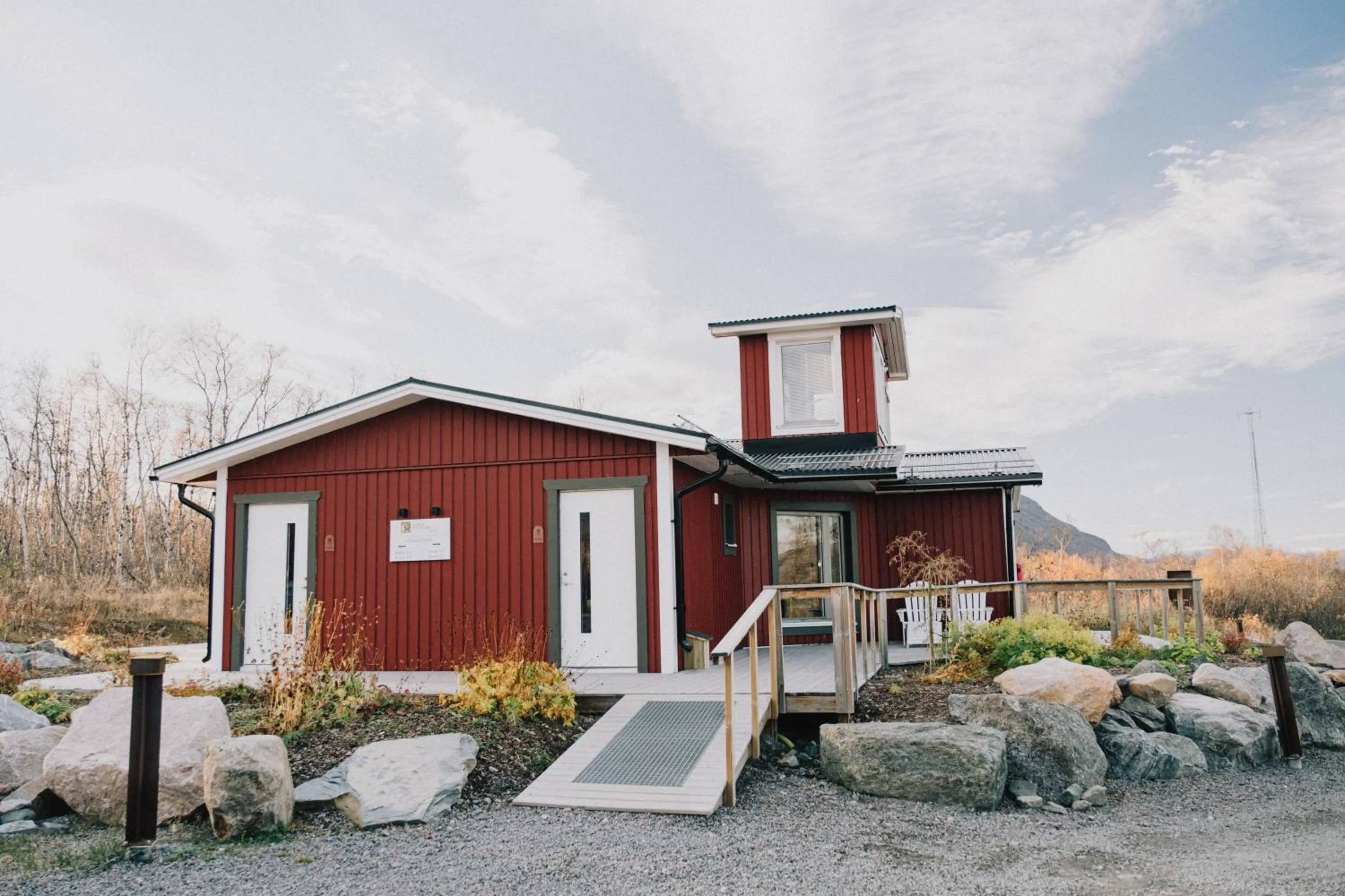Facade/entrance in Abisko Mountain Lodge