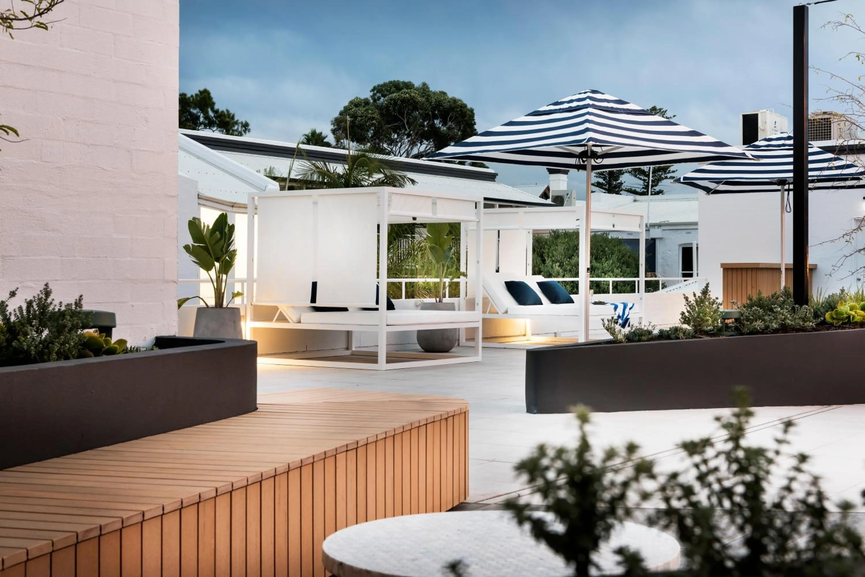 Garden in Tradewinds Hotel and Suites Fremantle