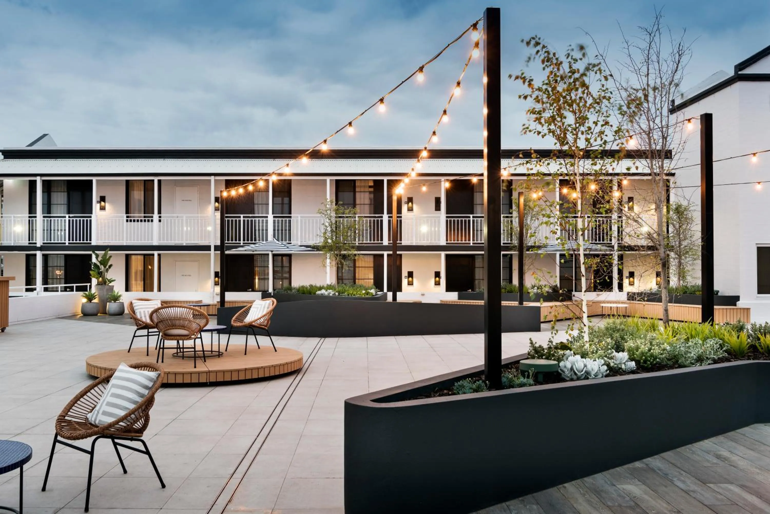 Garden in Tradewinds Hotel and Suites Fremantle