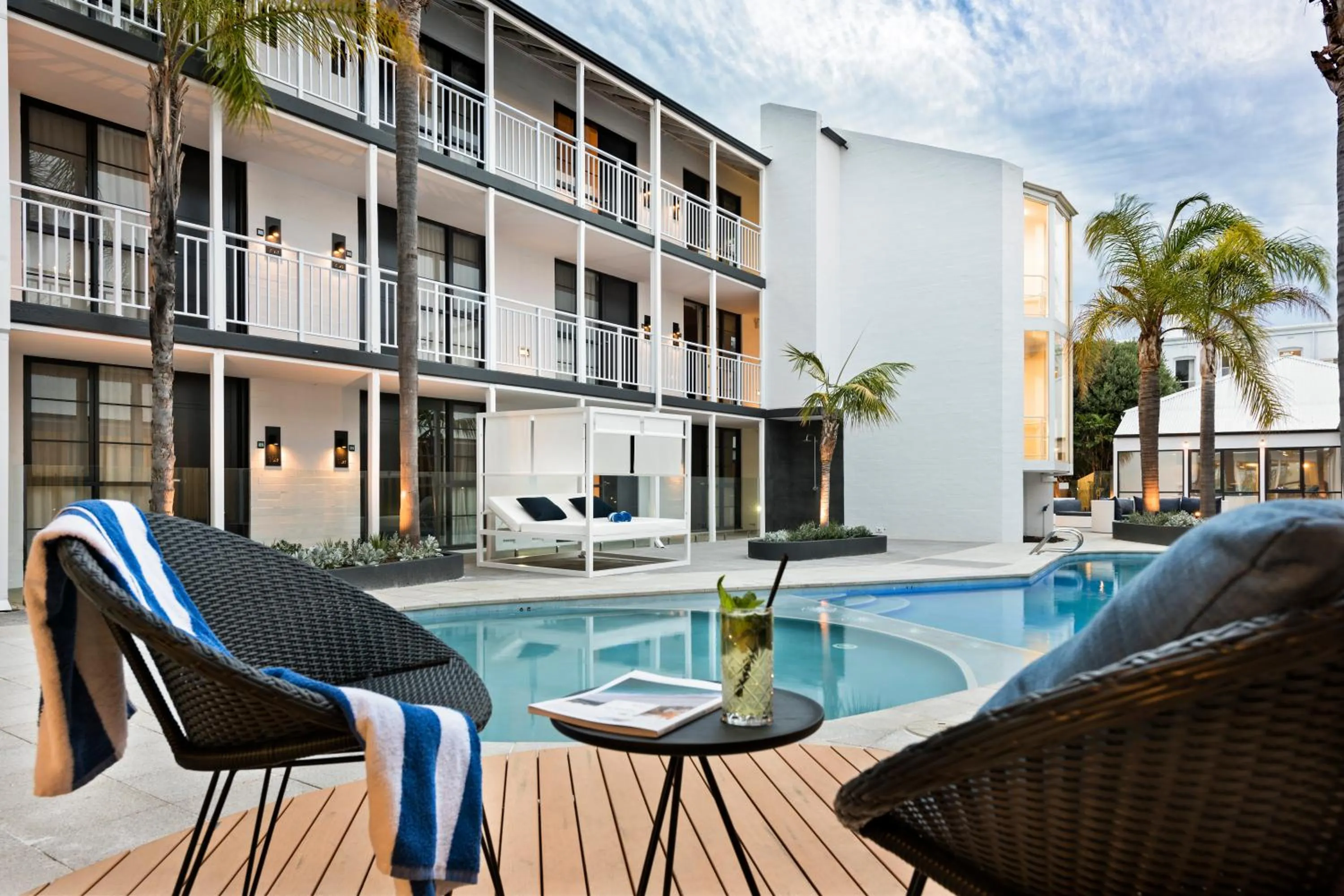 Swimming pool in Tradewinds Hotel and Suites Fremantle