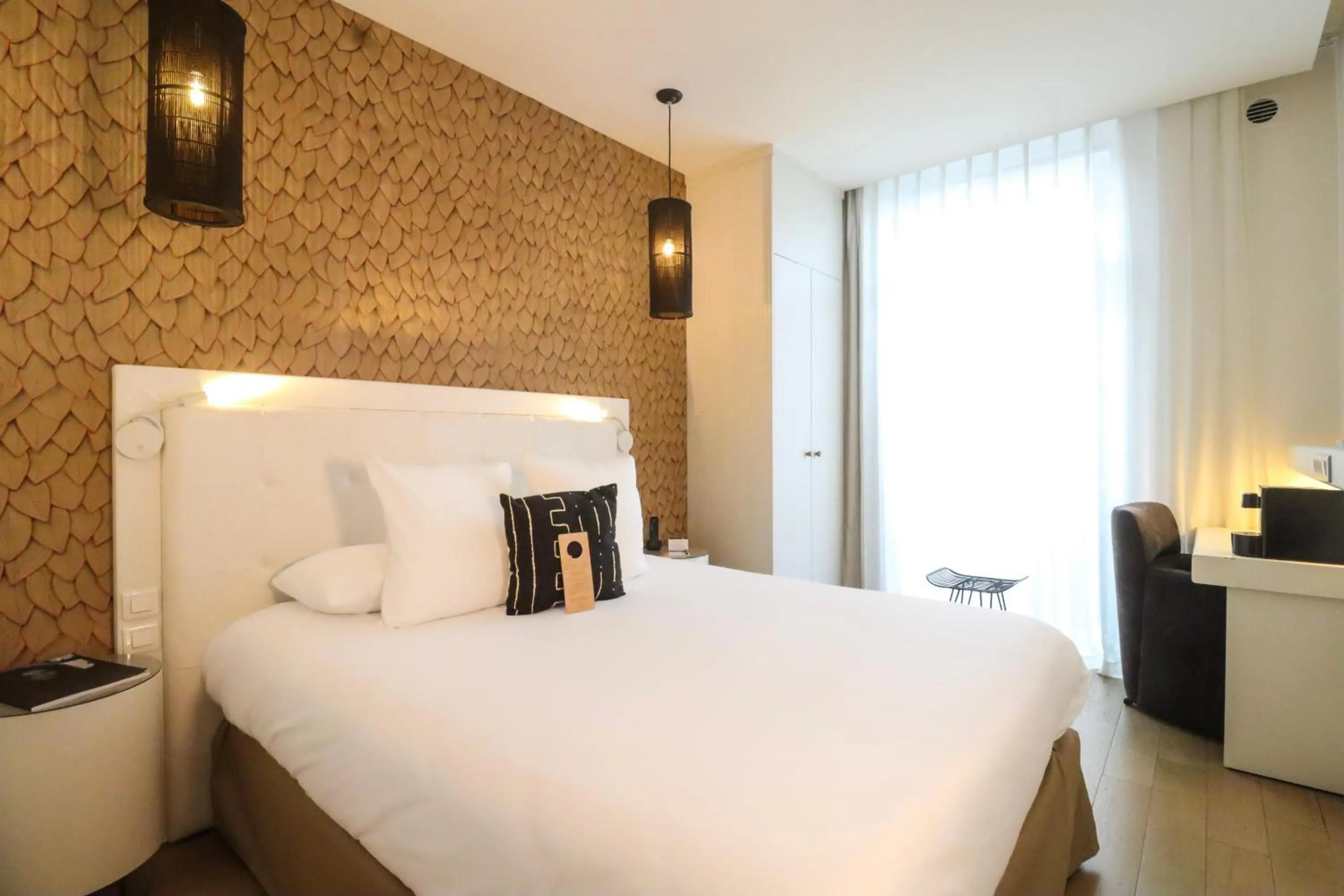 Bedroom, Bed in Boa Hotel - BW Signature Collection - Lille Centre Gares