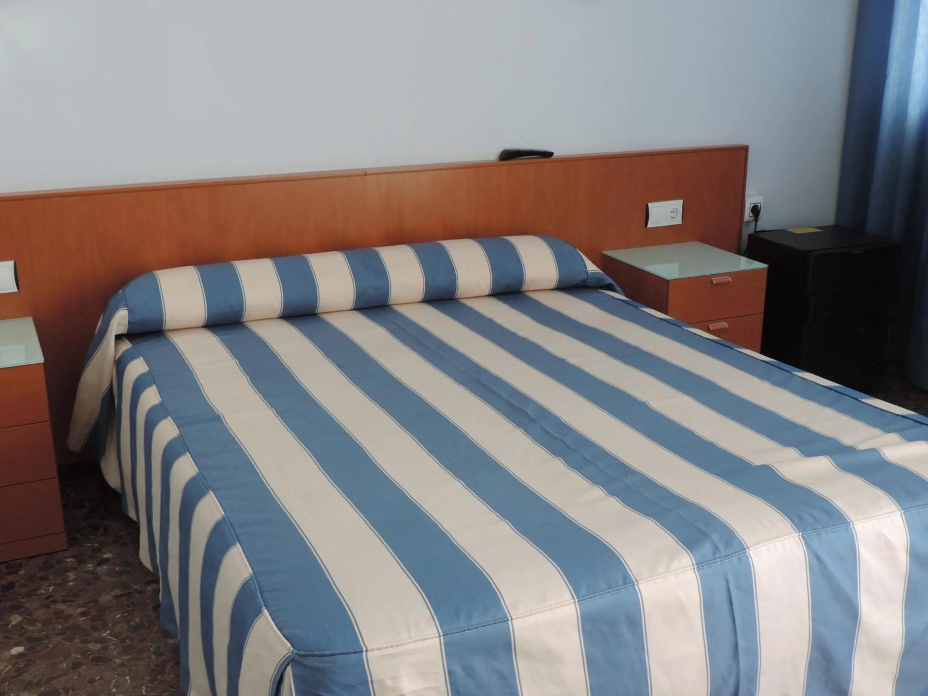 Bed in Hotel Costa San Antonio