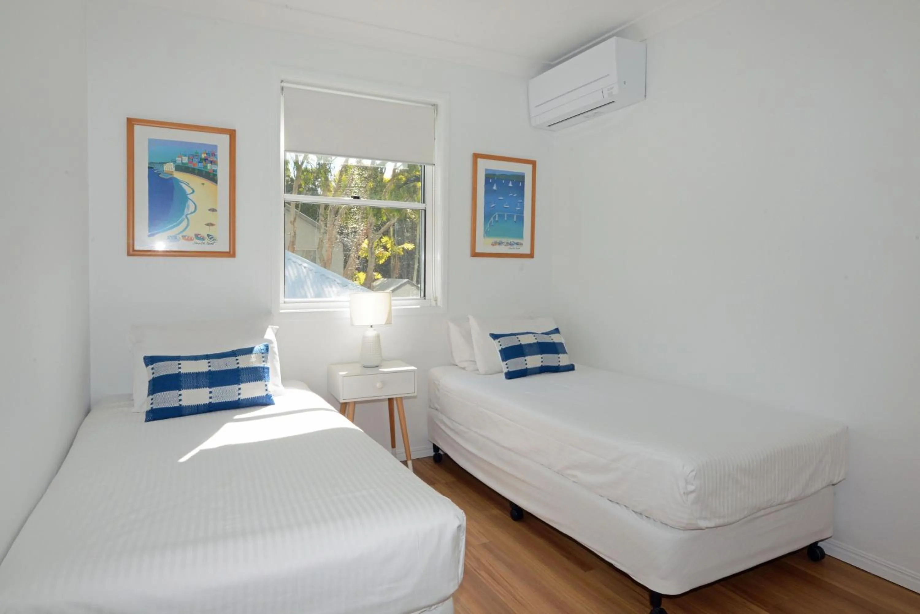 Bed in Noosa Entrance Waterfront Resort