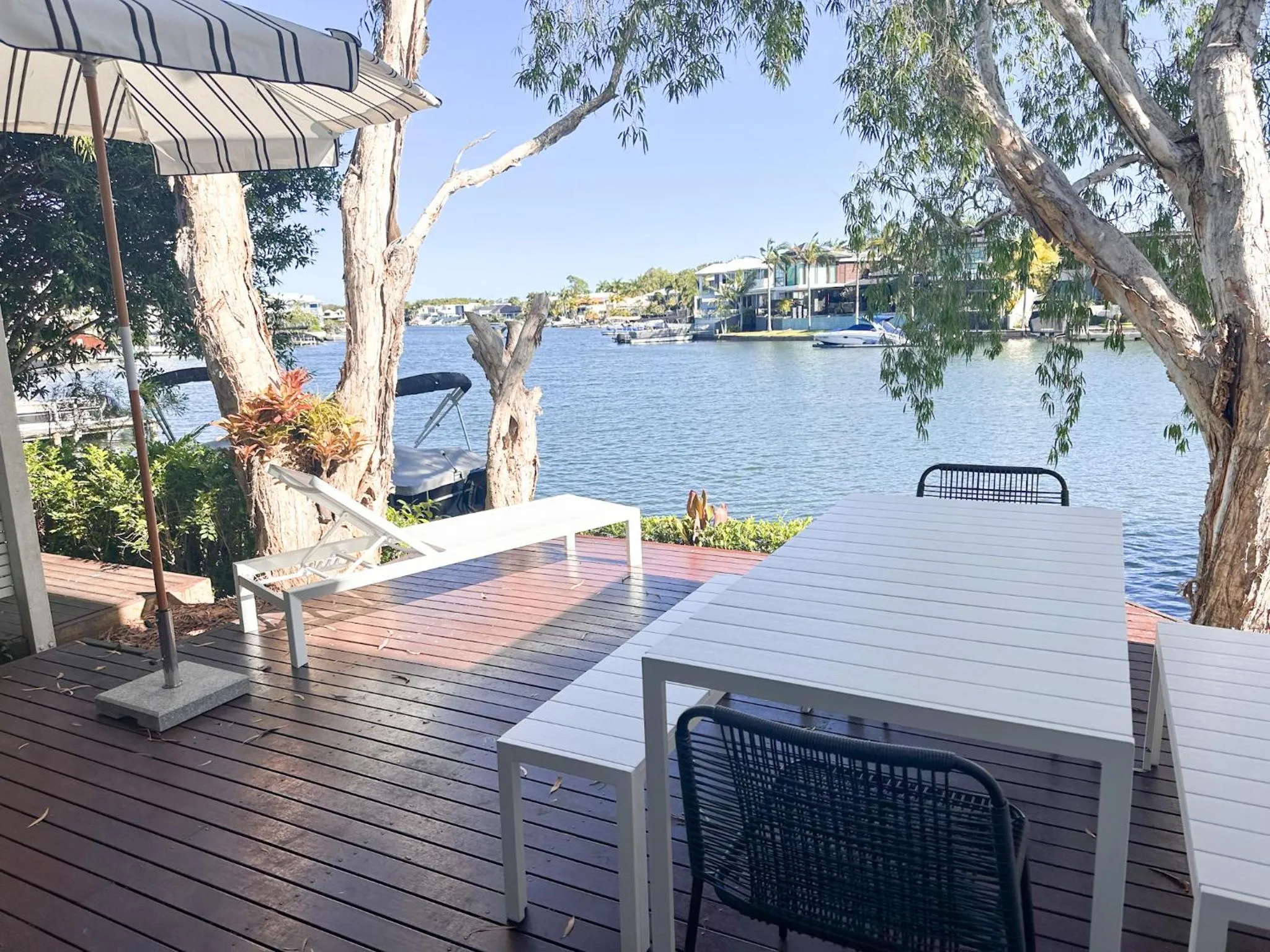 Noosa Entrance Waterfront Resort