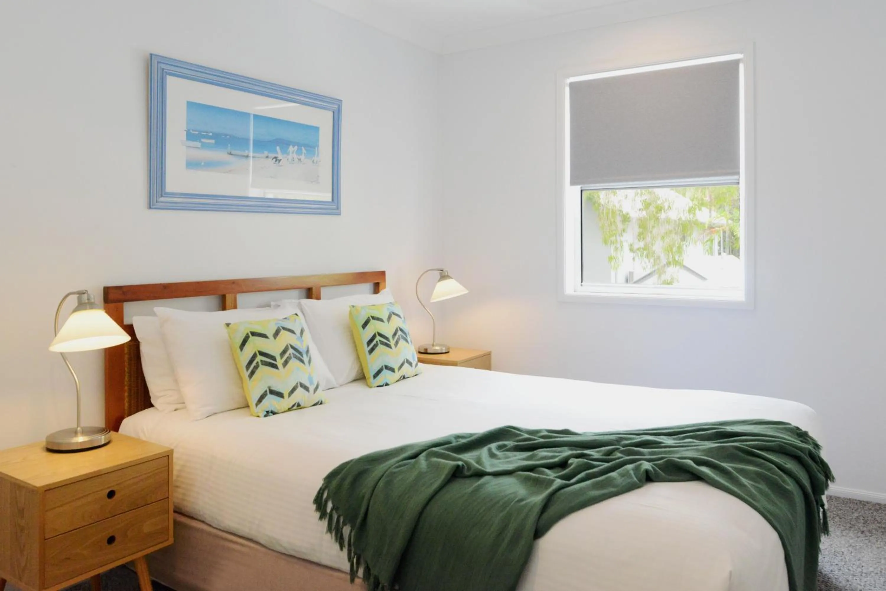 Bed in Noosa Entrance Waterfront Resort