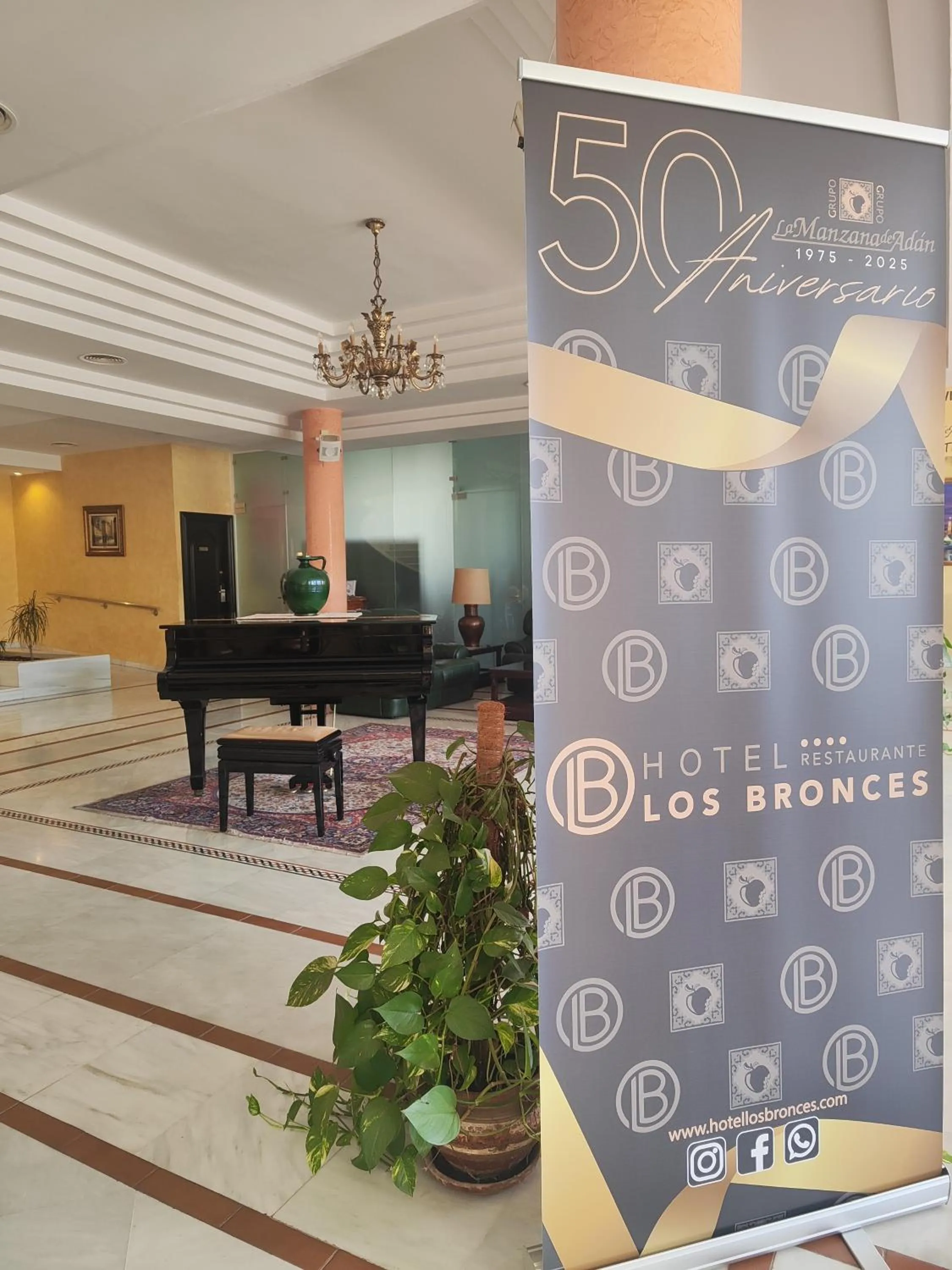 Lobby or reception in Los Bronces