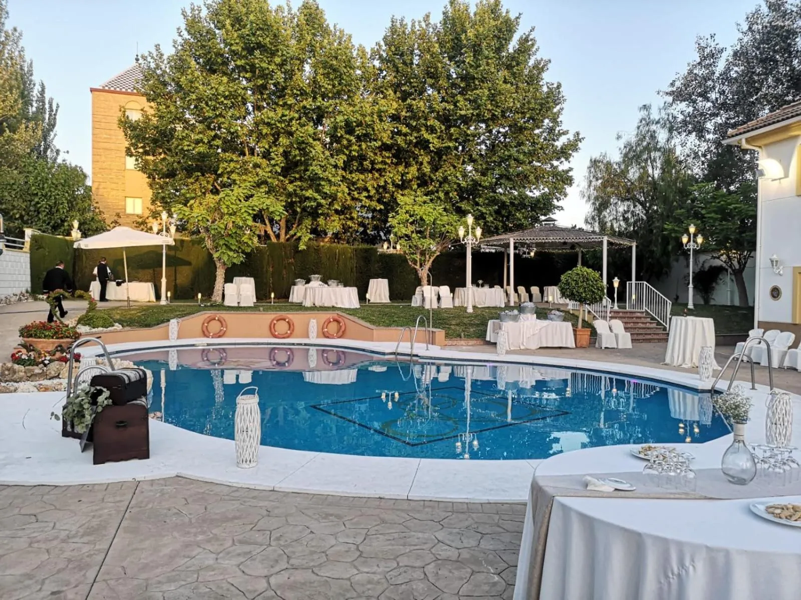 Swimming pool in Los Bronces