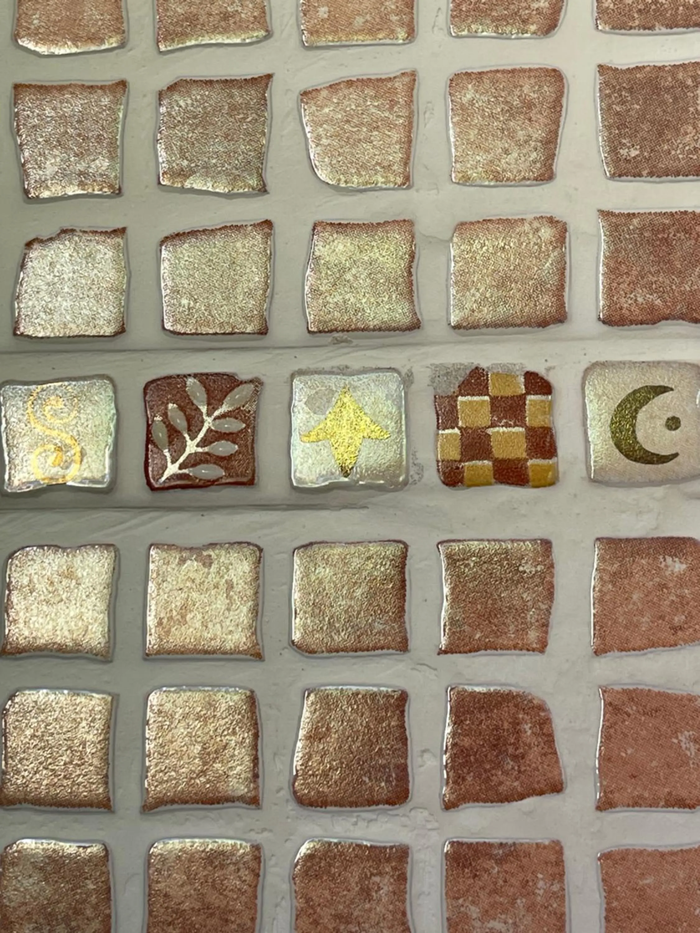 Decorative detail in Résidence U Pirellu