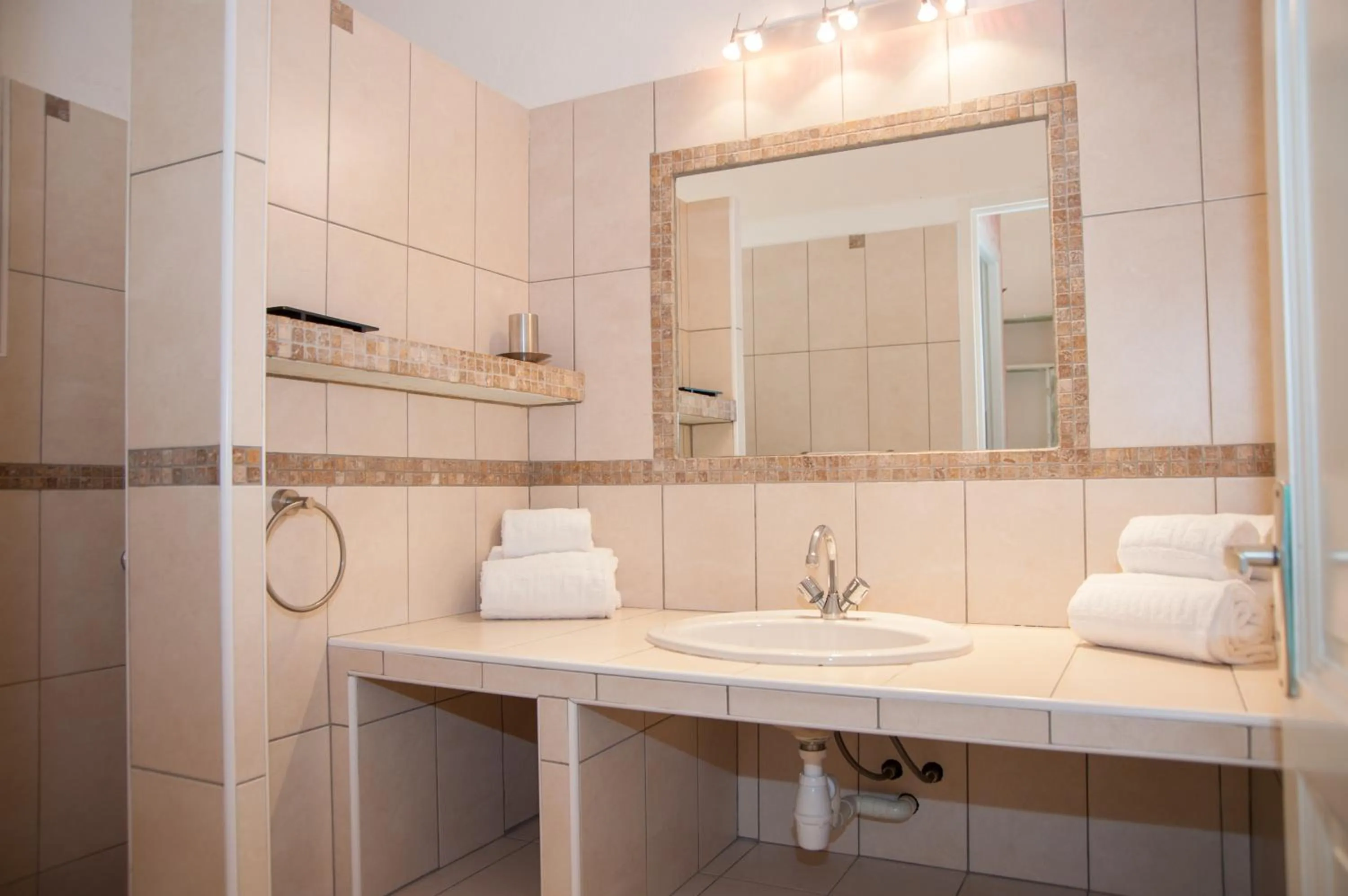 Shower in Résidence U Pirellu