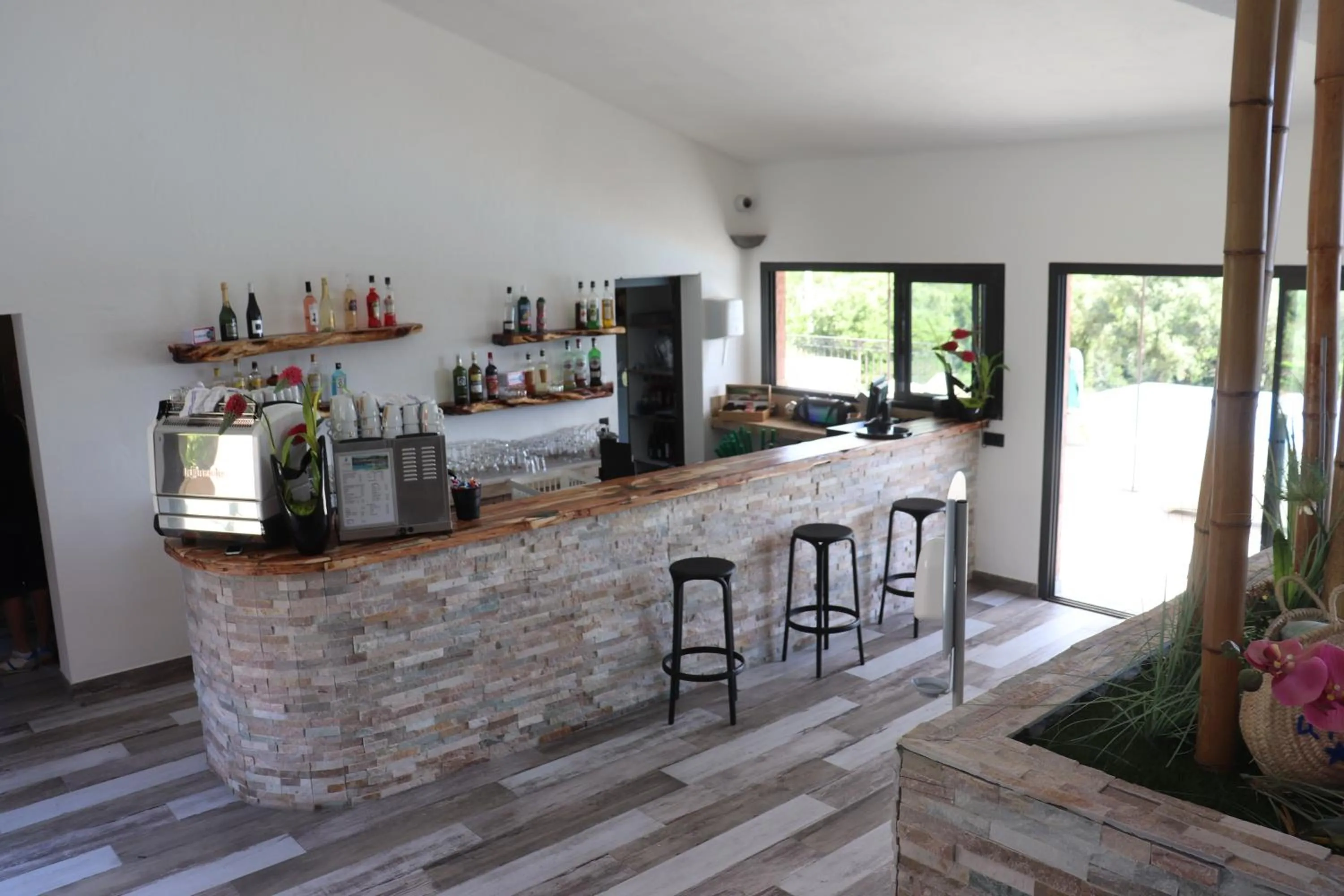 Lounge or bar in Résidence U Pirellu