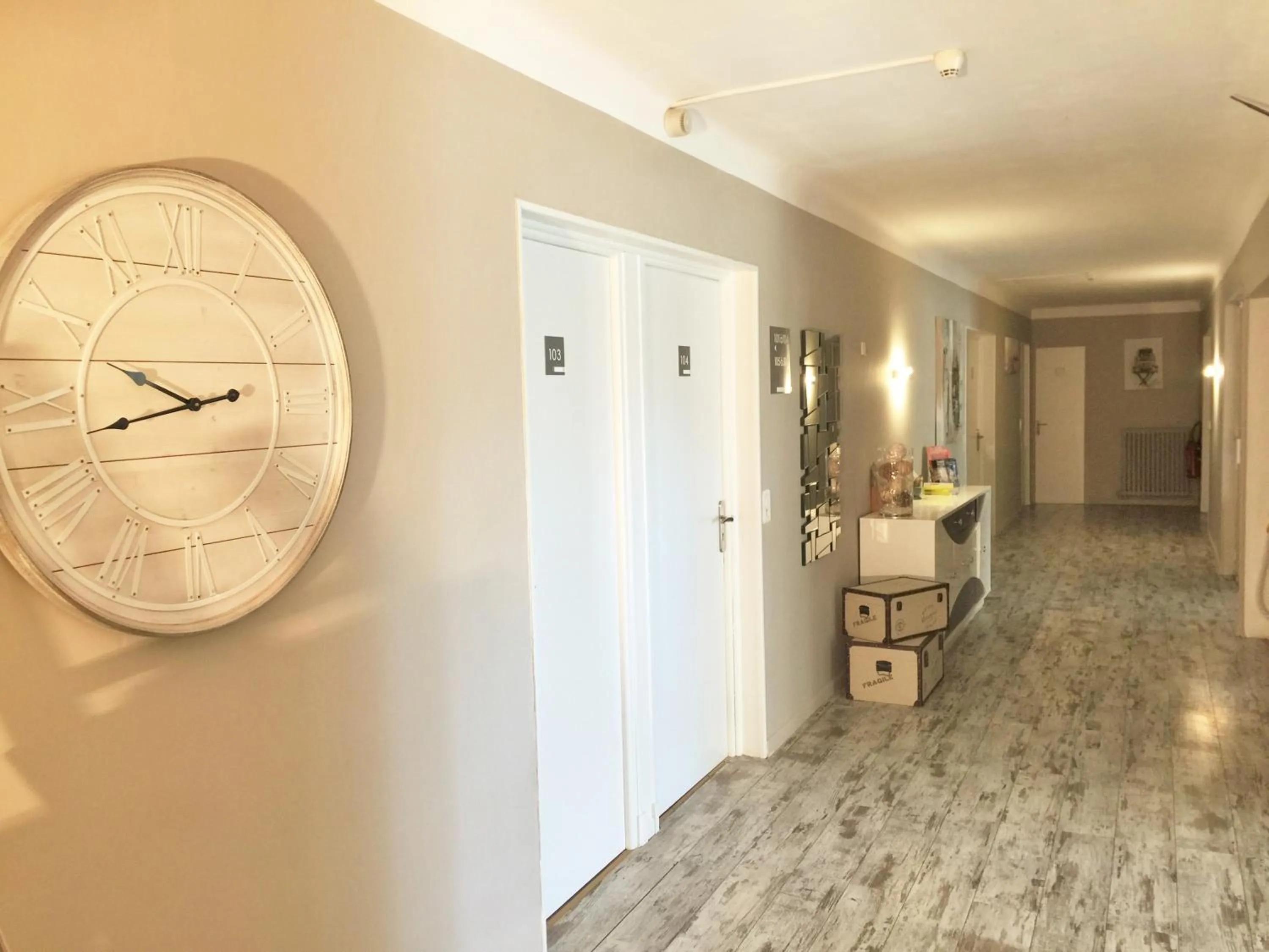 Property building in Logis Hôtel Le Clement V