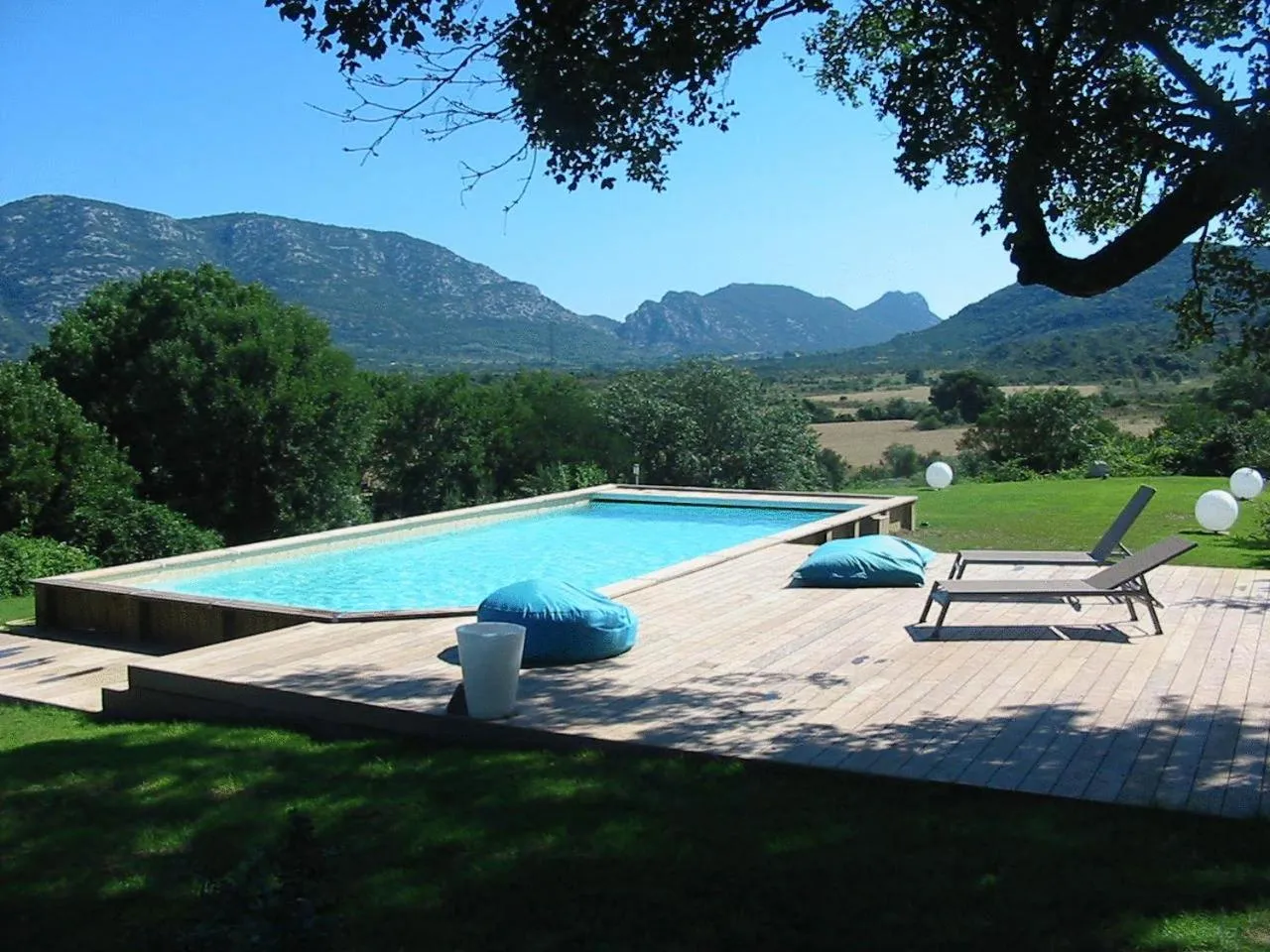 Day in Domaine De Blancardy