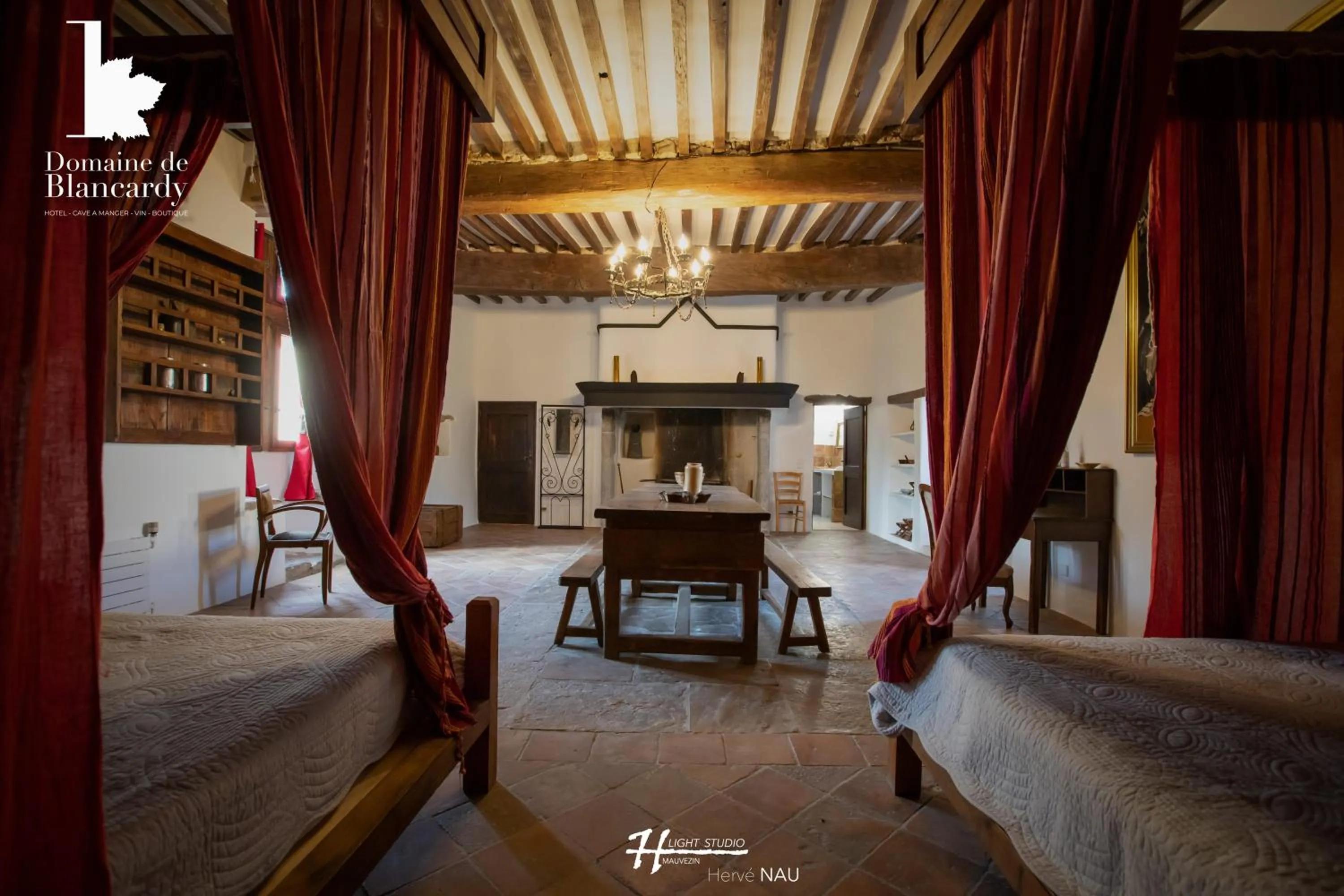 Photo of the whole room, Bed in Domaine De Blancardy