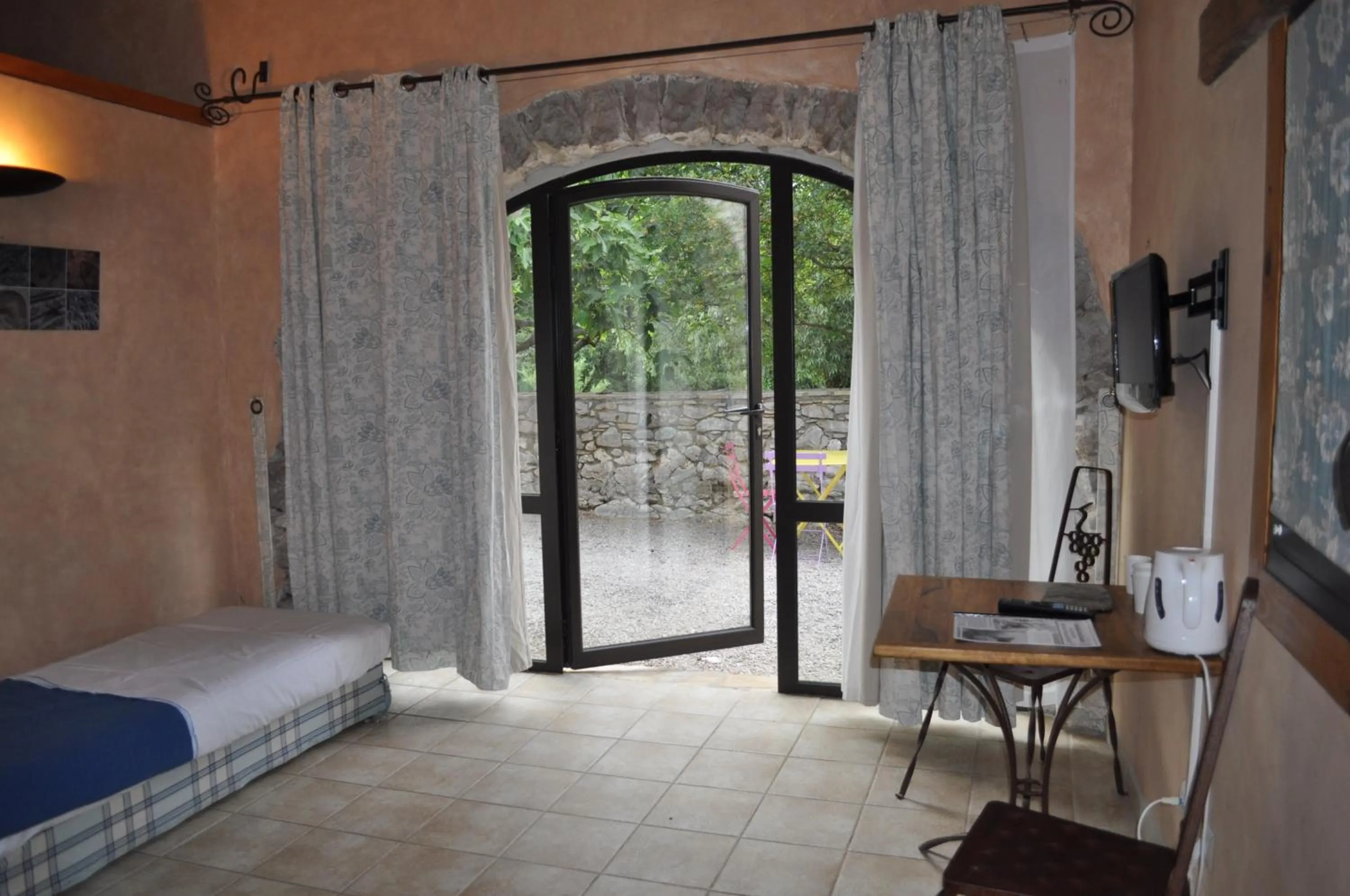 Bed in Domaine De Blancardy