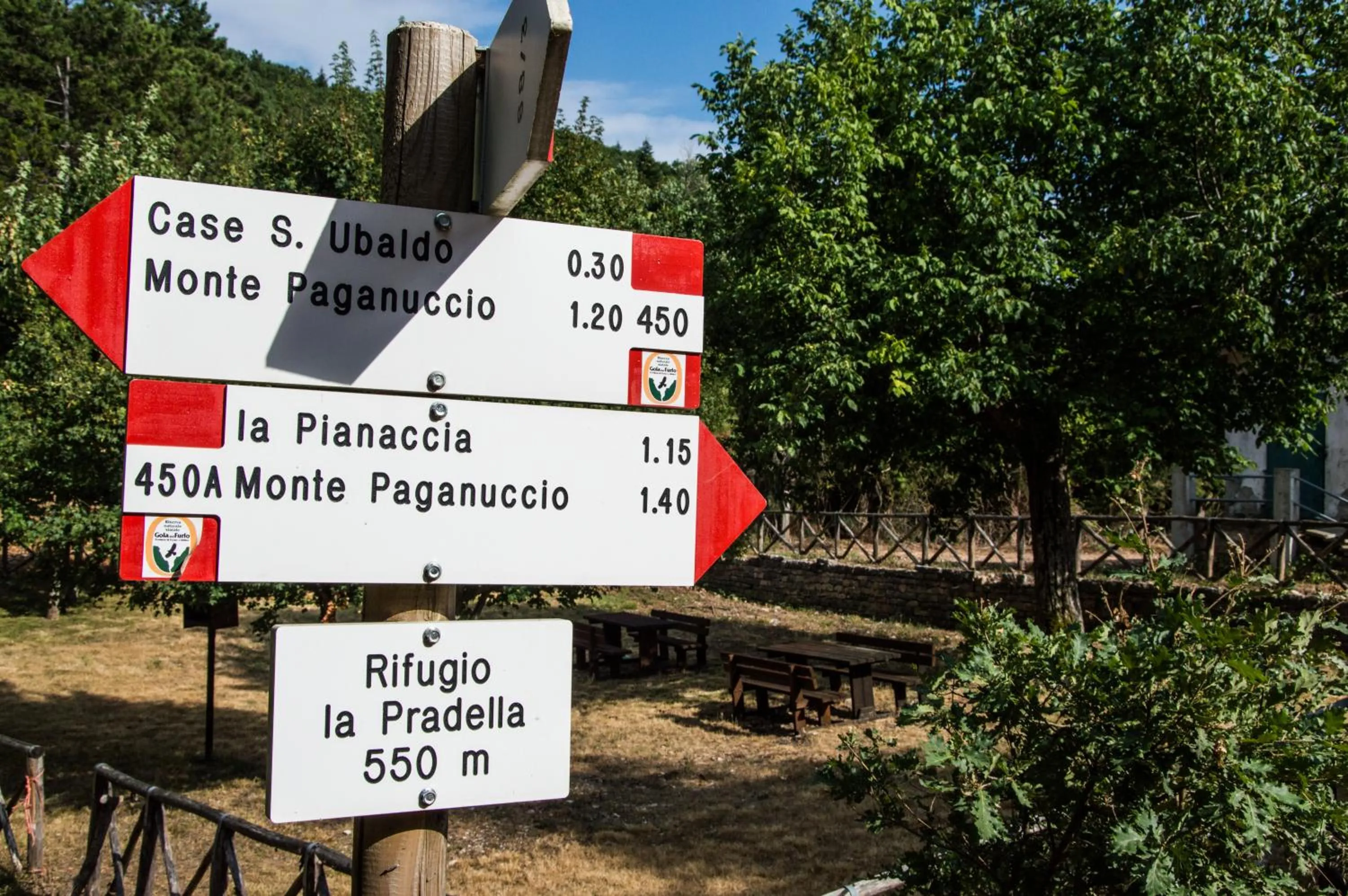 Hiking in B&B Aquilegia