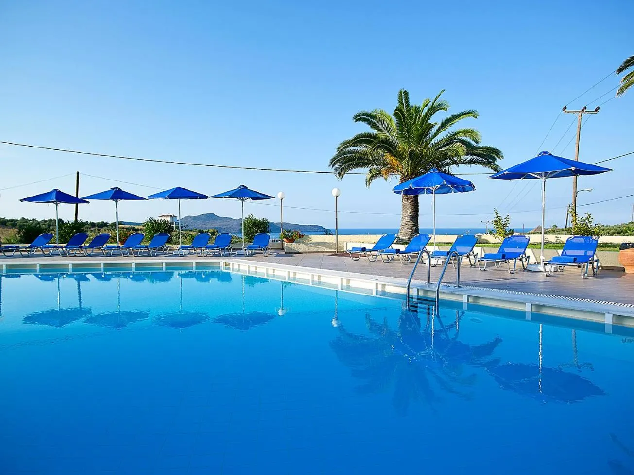 Swimming pool in Eleftheria Hotel