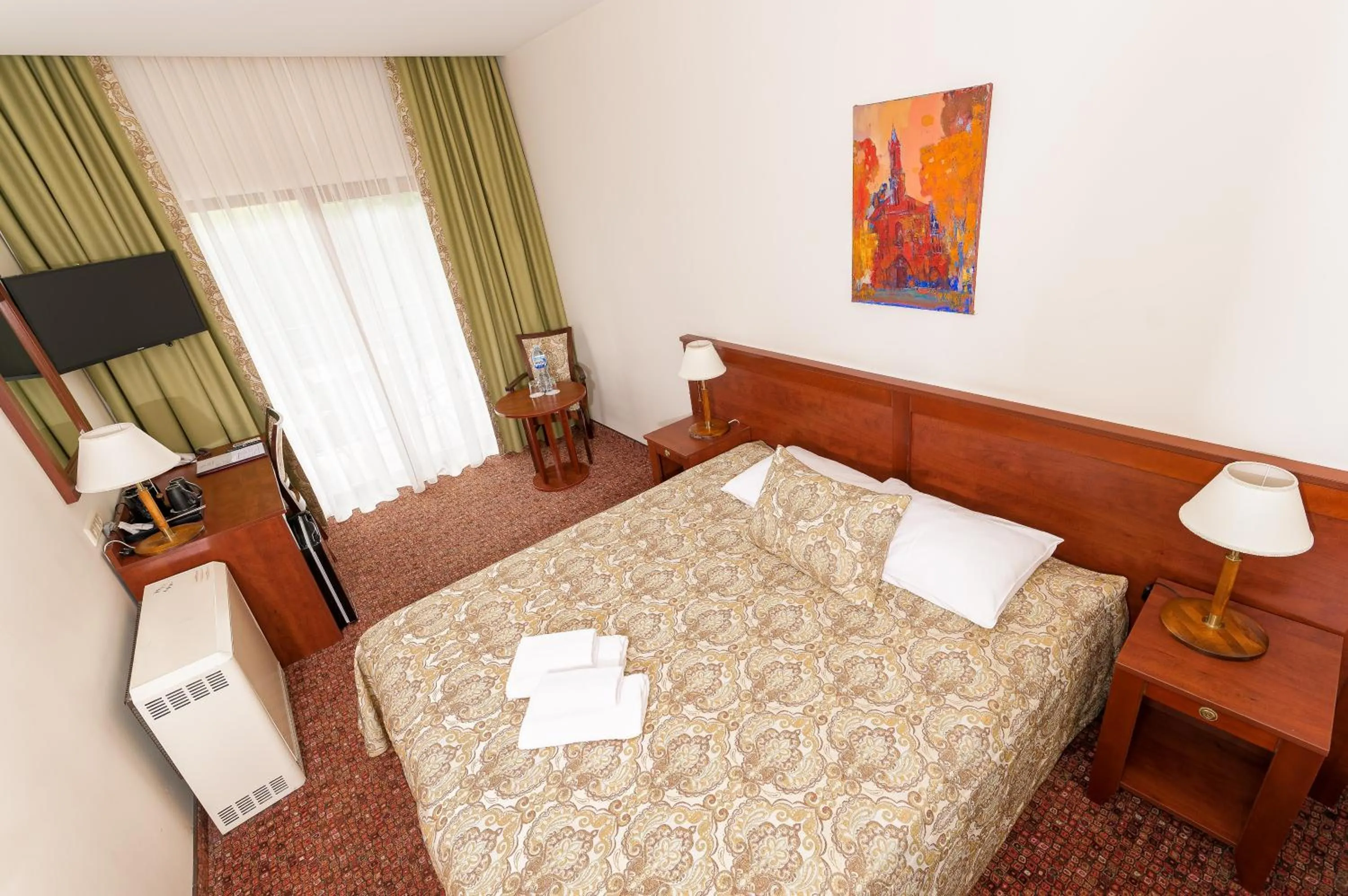 Superior Double or Twin Room with Balcony - single occupancy in Regina